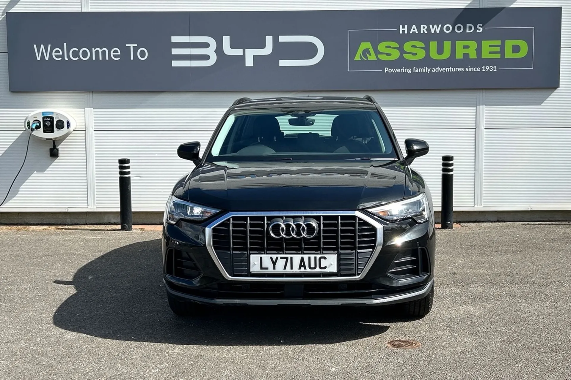 Audi Q3 thumbnail image number 13