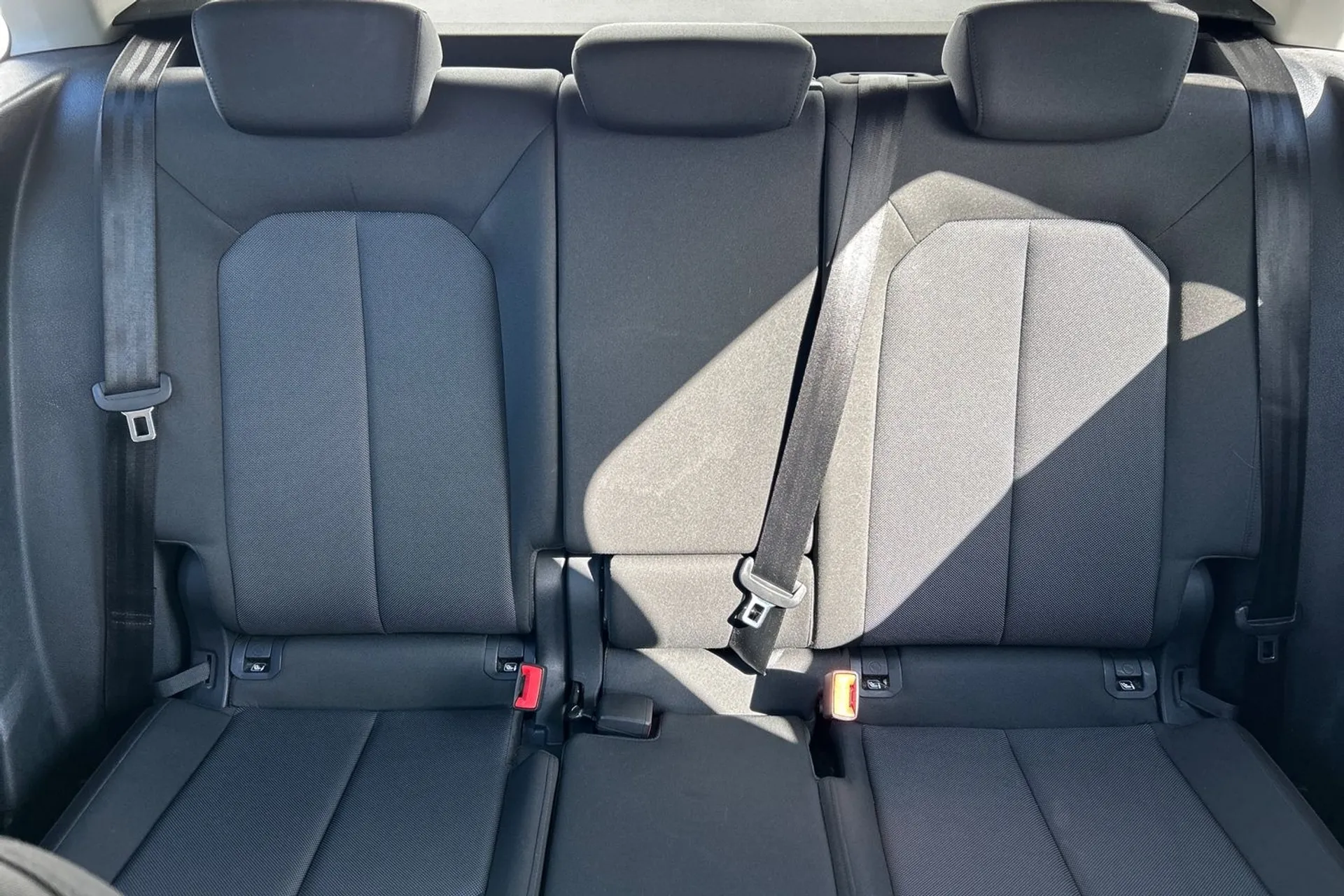 Audi Q3 thumbnail image number 33