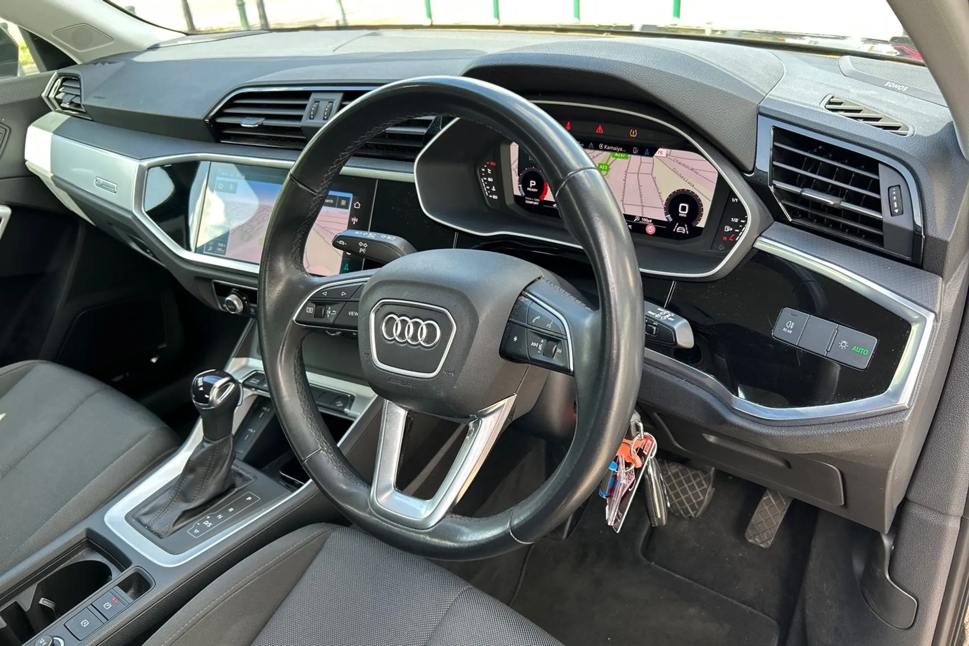 Audi Q3 thumbnail image number 27