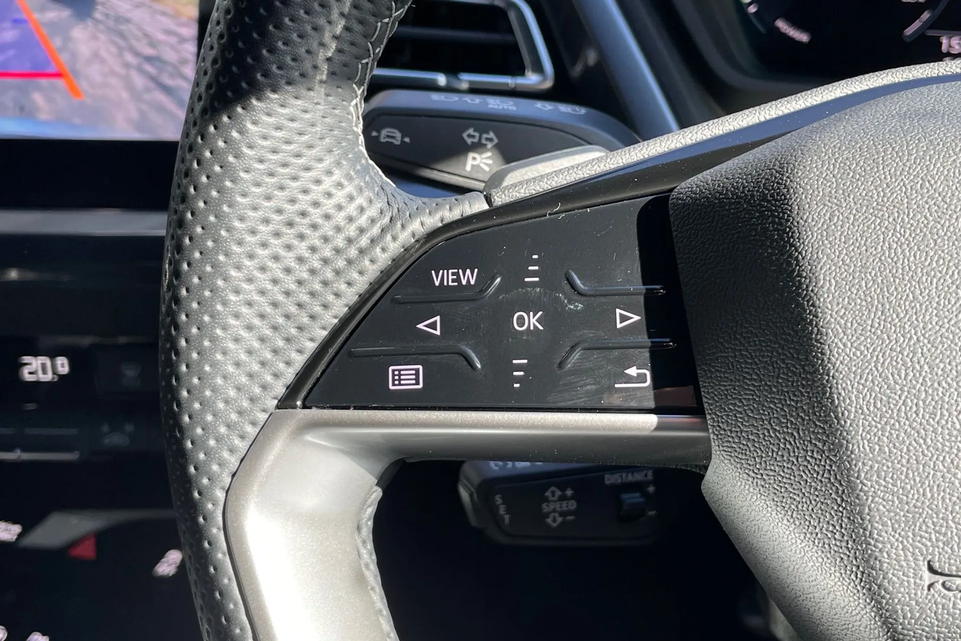 Audi Q4 thumbnail image number 58