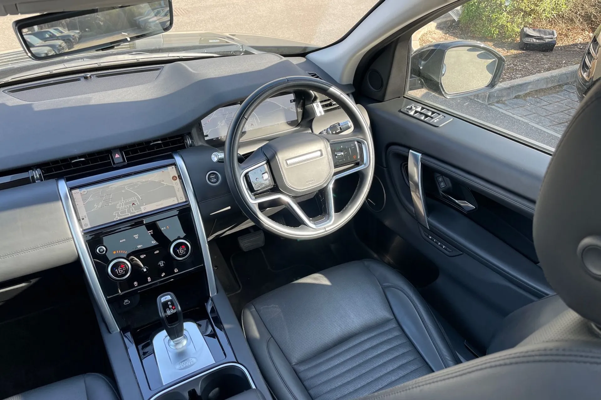 LAND ROVER DISCOVERY SPORT thumbnail image number 20