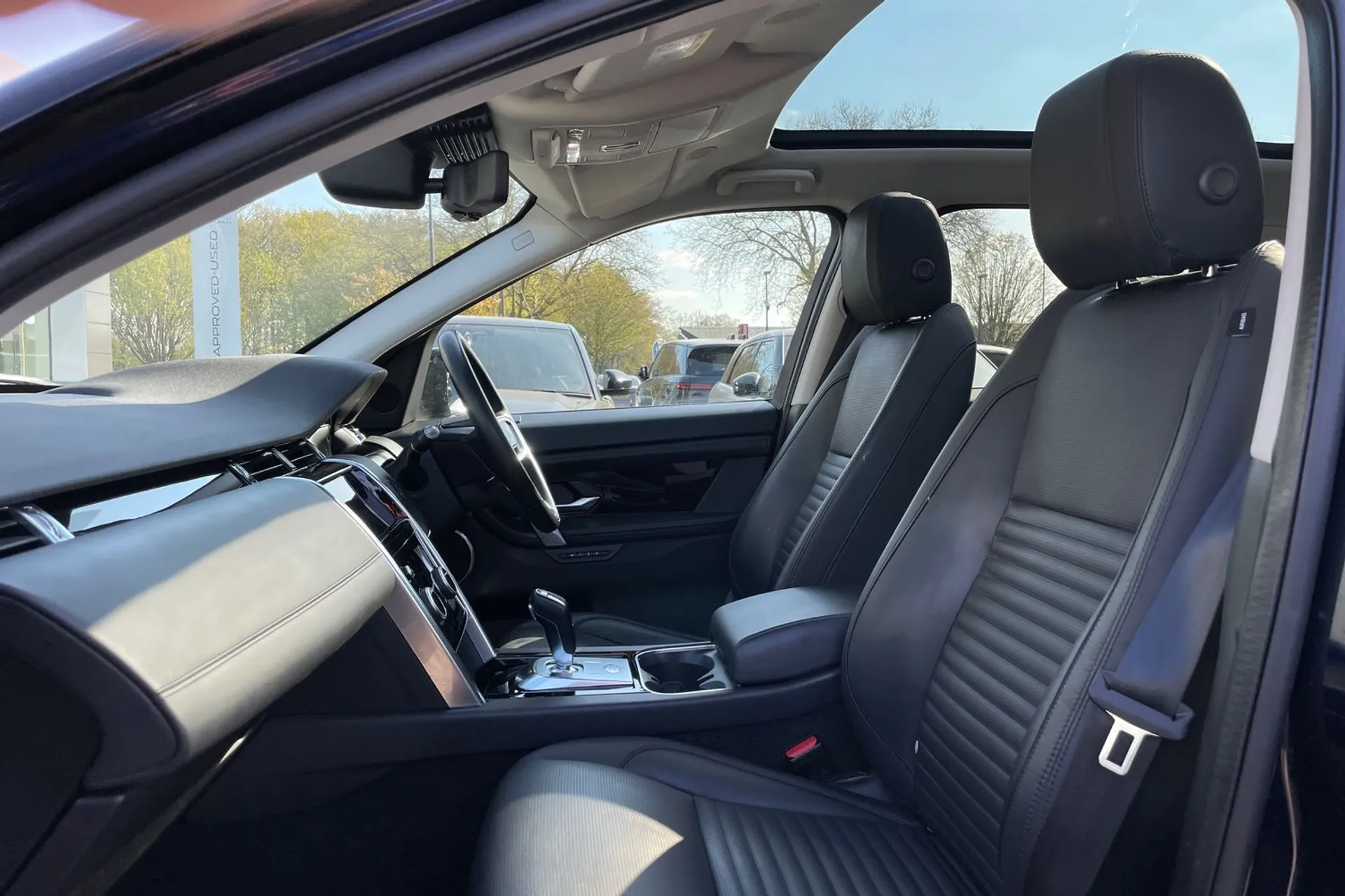 LAND ROVER DISCOVERY SPORT thumbnail image number 43