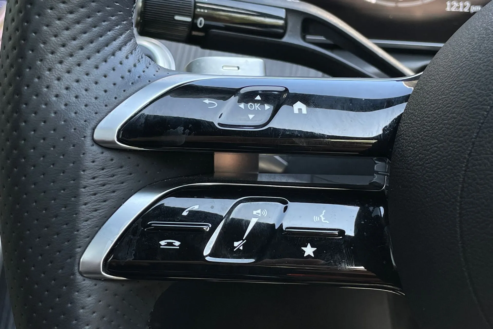 MERCEDES-BENZ C CLASS thumbnail image number 35
