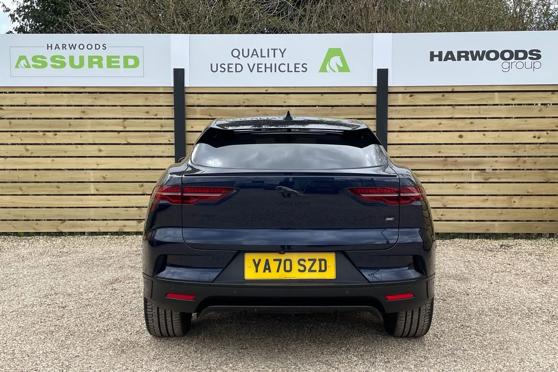Jaguar I-PACE thumbnail image number 9