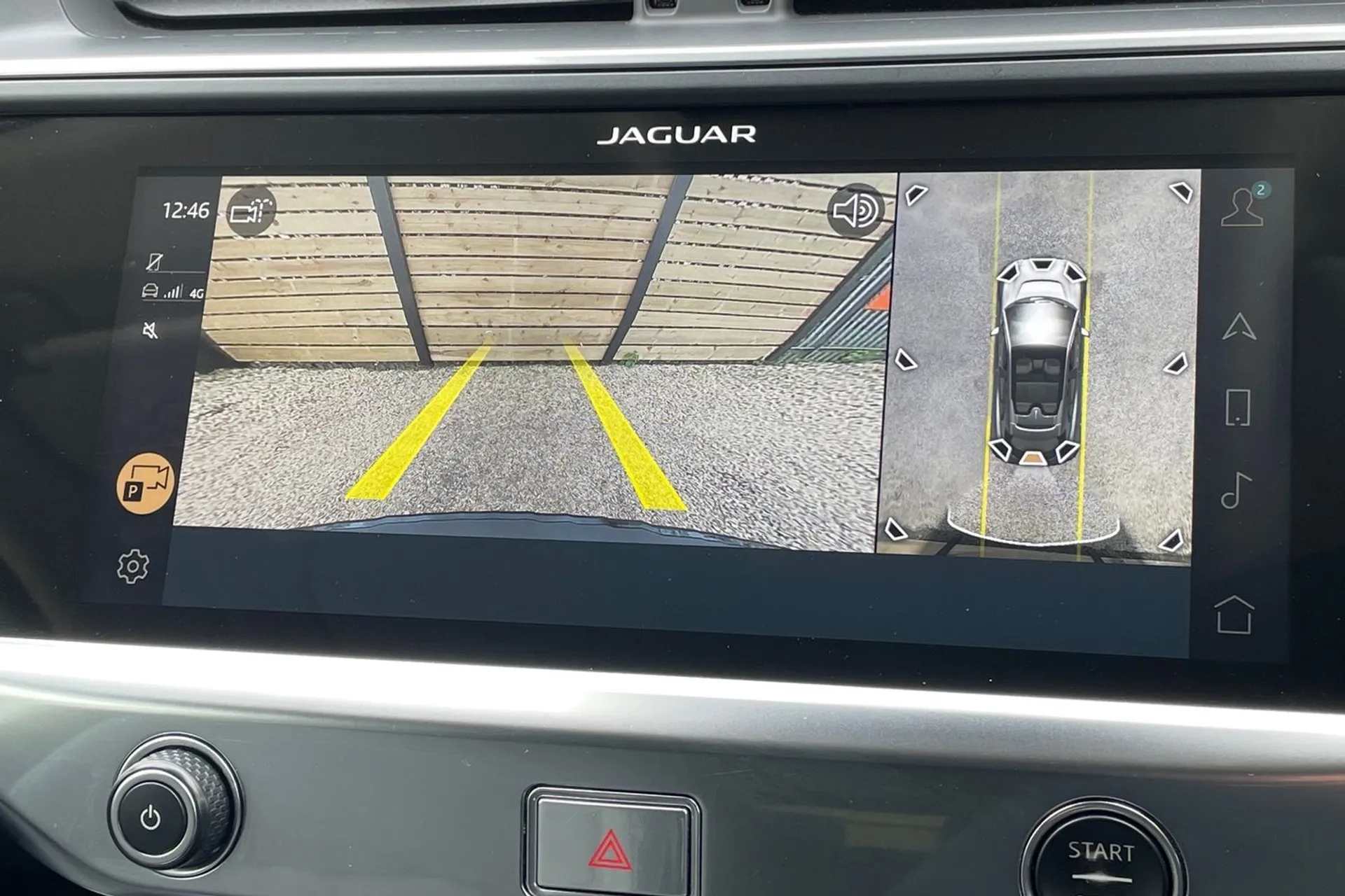 Jaguar I-PACE thumbnail image number 5