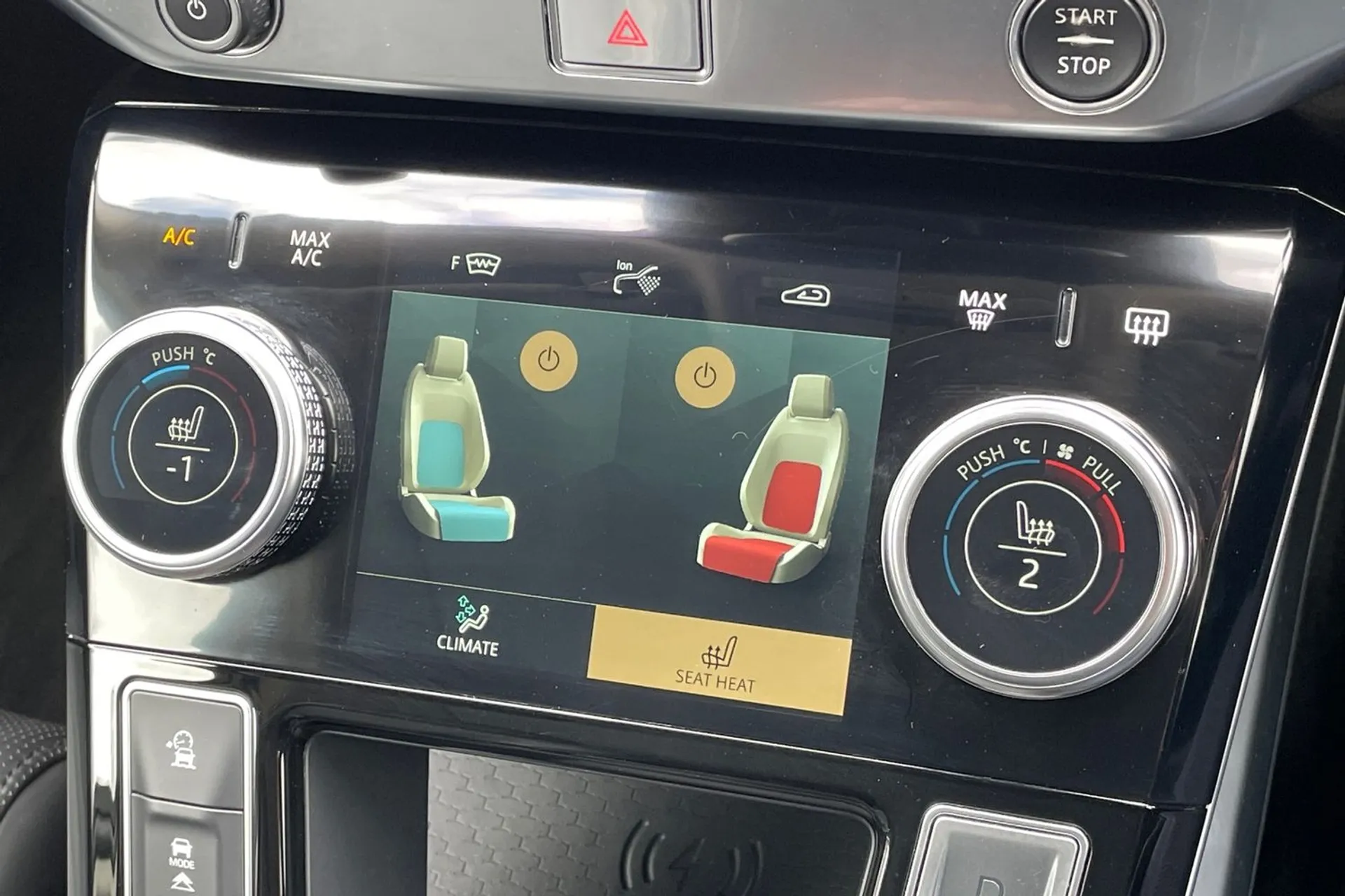 Jaguar I-PACE thumbnail image number 41