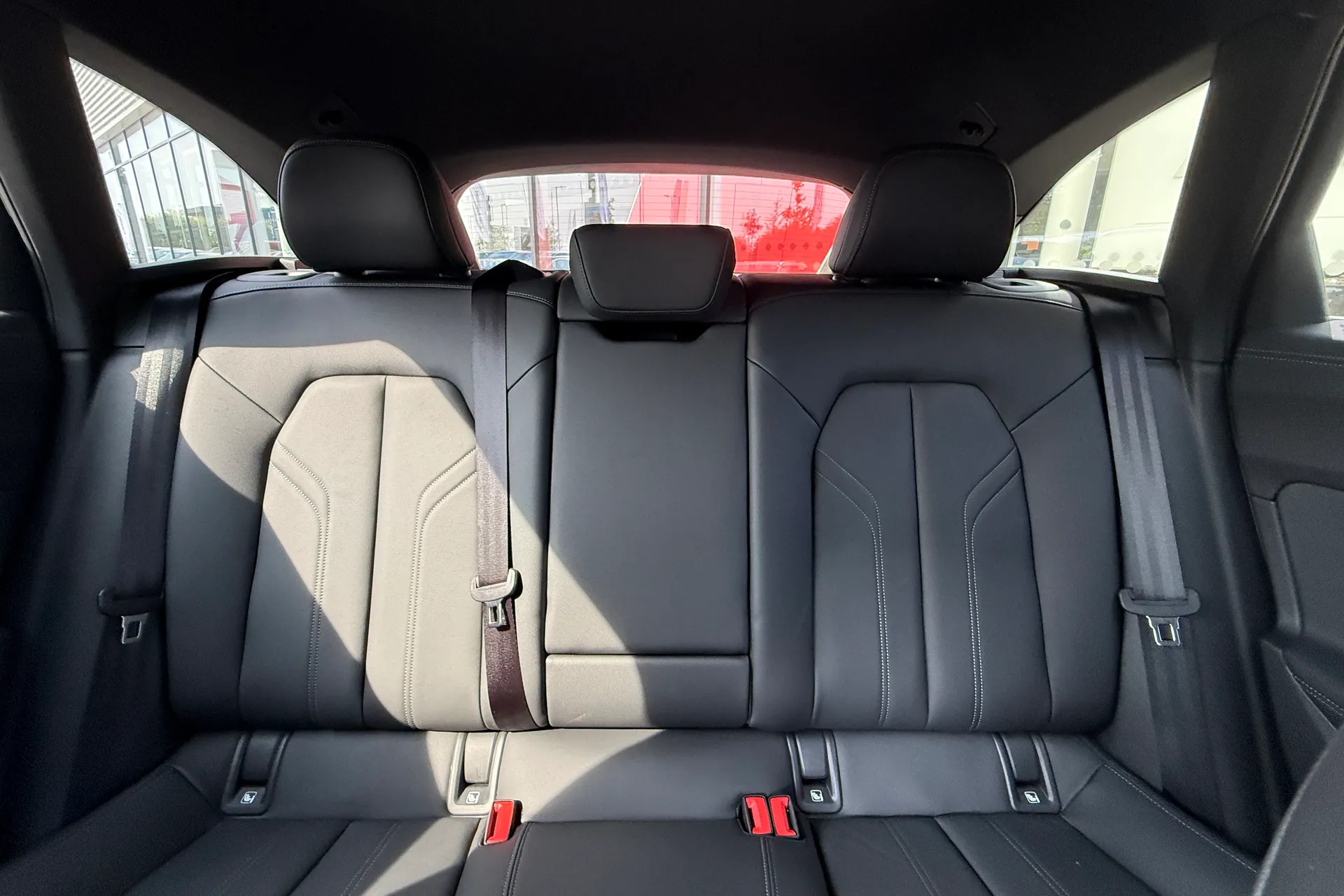 Audi A5 thumbnail image number 38