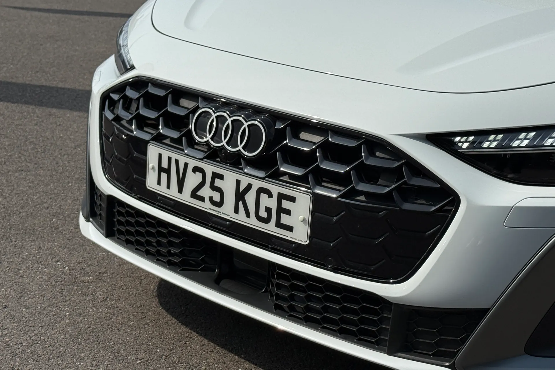 Audi A5 thumbnail image number 28