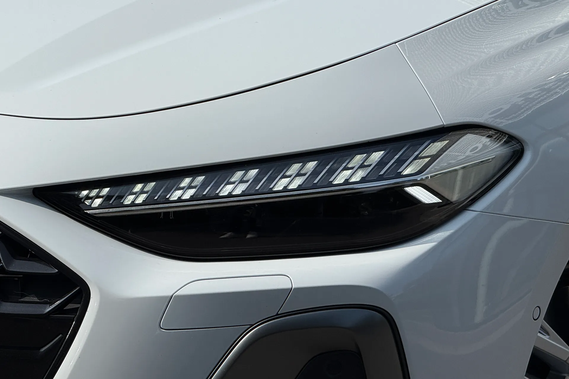 Audi A5 thumbnail image number 26