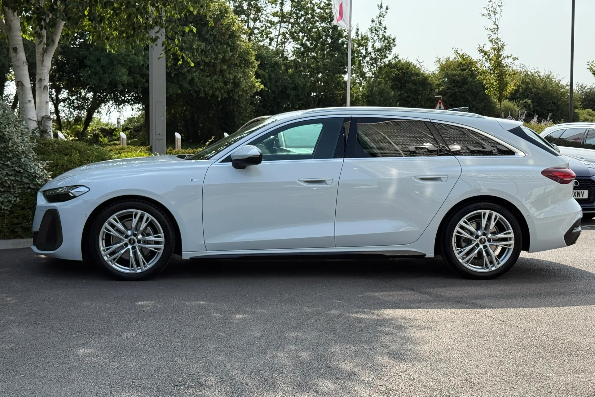 Audi A5 thumbnail image number 22