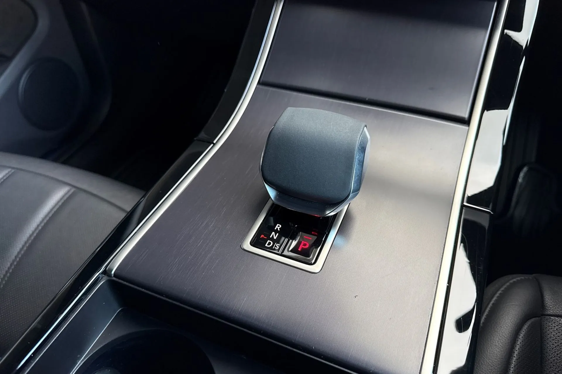 LAND ROVER RANGE ROVER EVOQUE thumbnail image number 53