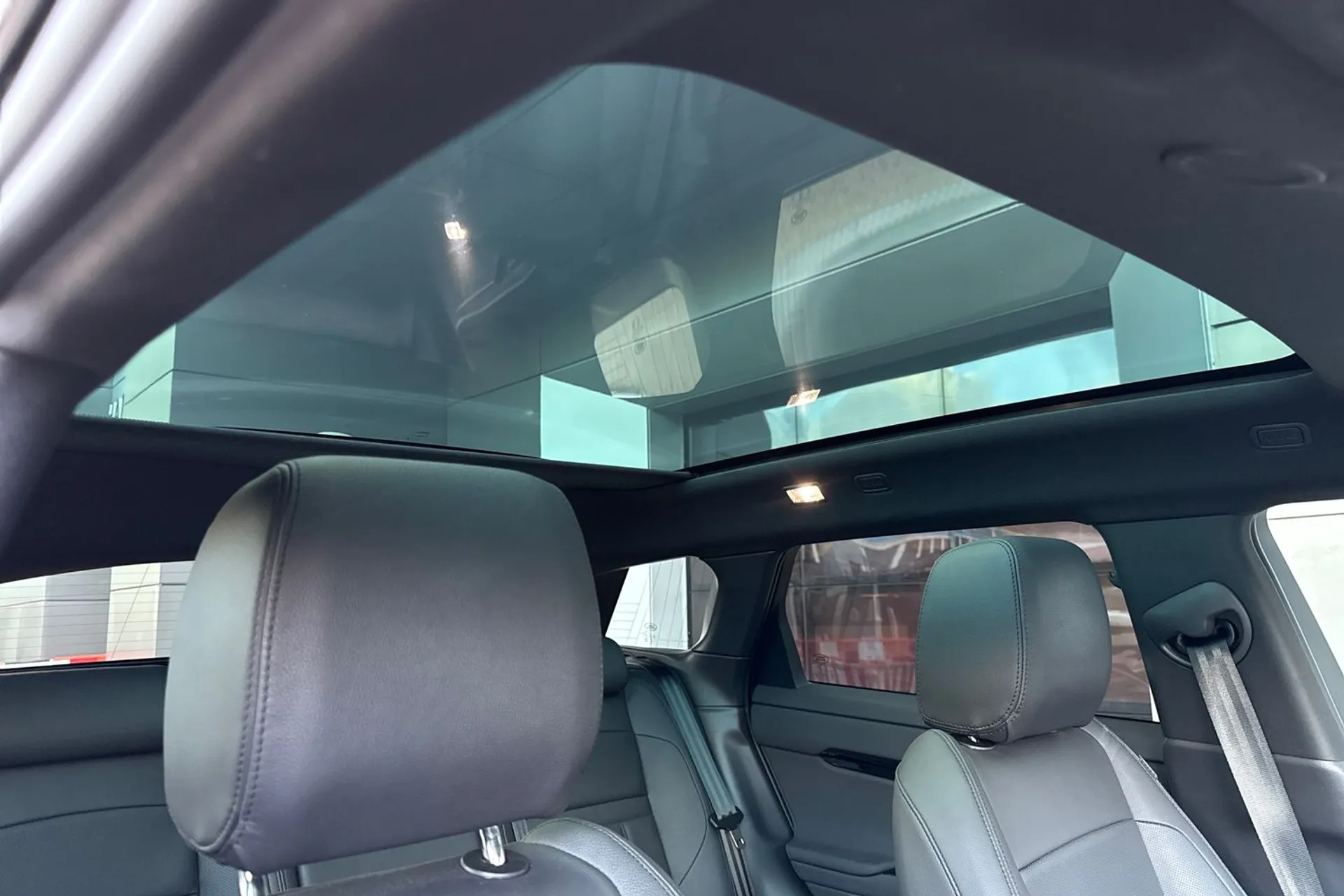 LAND ROVER RANGE ROVER EVOQUE thumbnail image number 9