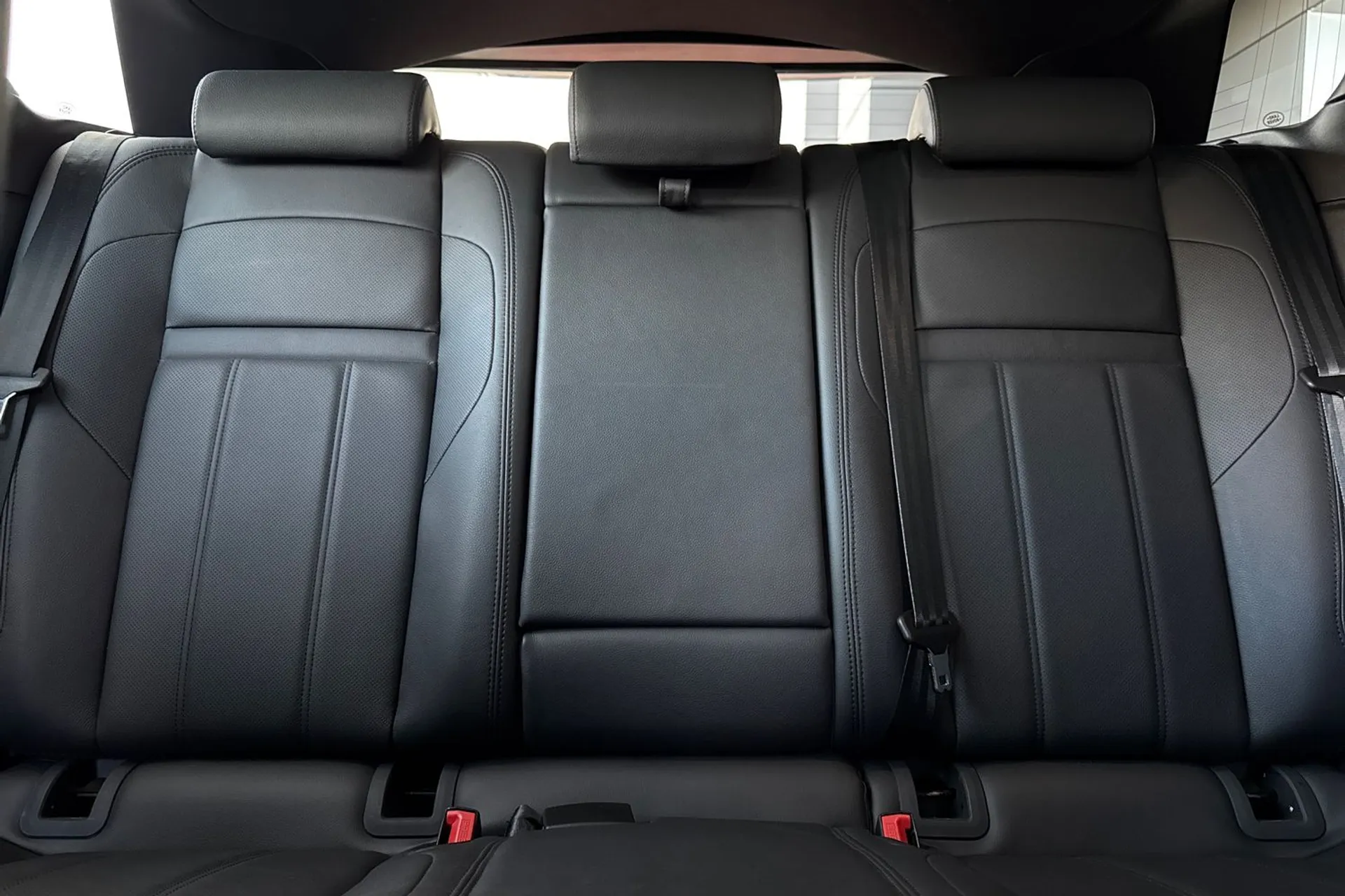 LAND ROVER RANGE ROVER EVOQUE thumbnail image number 39