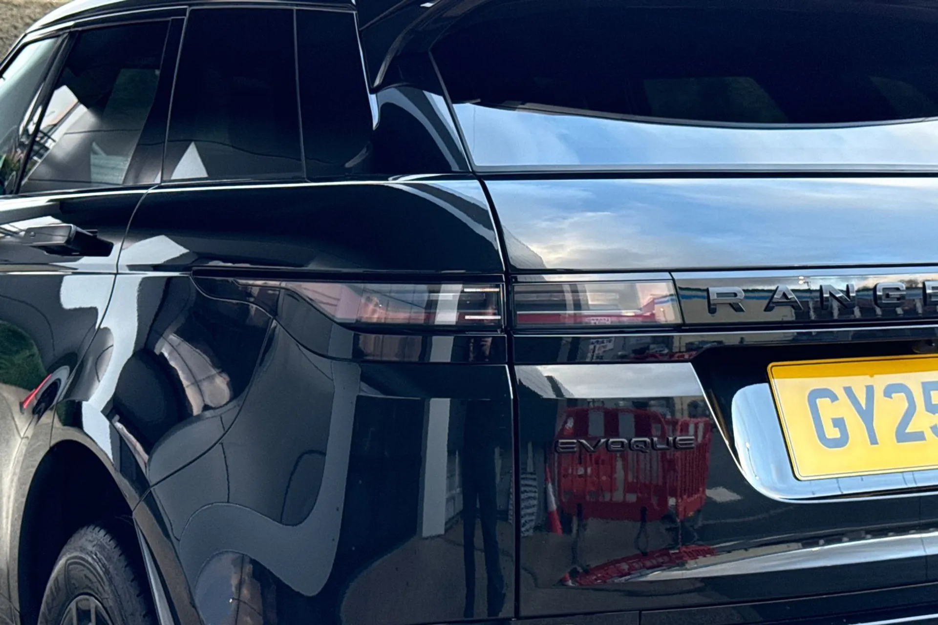 LAND ROVER RANGE ROVER EVOQUE thumbnail image number 26