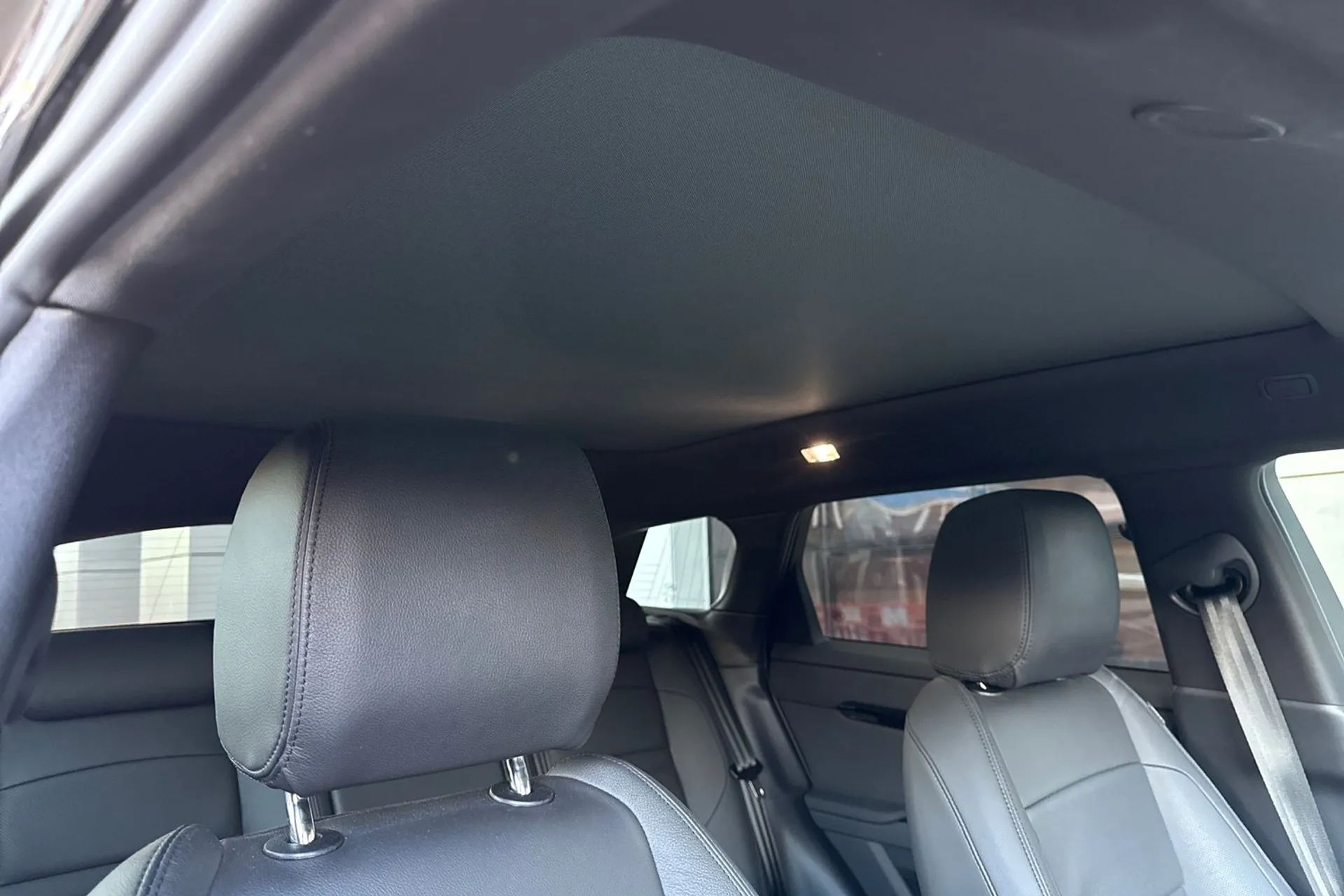 LAND ROVER RANGE ROVER EVOQUE thumbnail image number 8