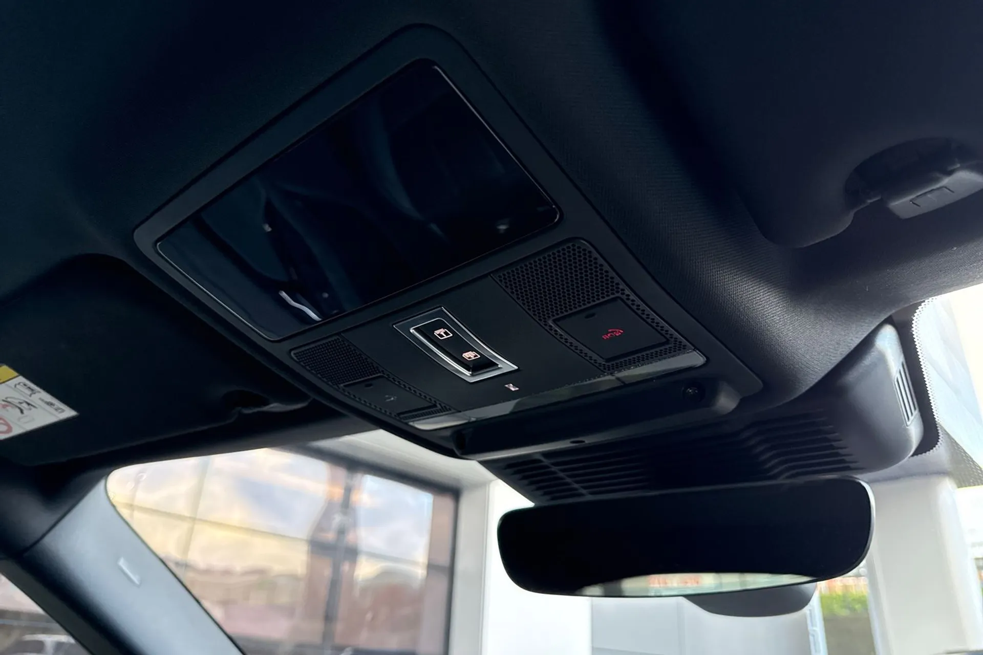 LAND ROVER RANGE ROVER EVOQUE thumbnail image number 50