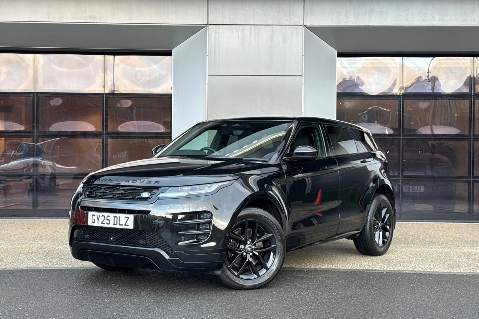 LAND ROVER RANGE ROVER EVOQUE thumbnail image number 13