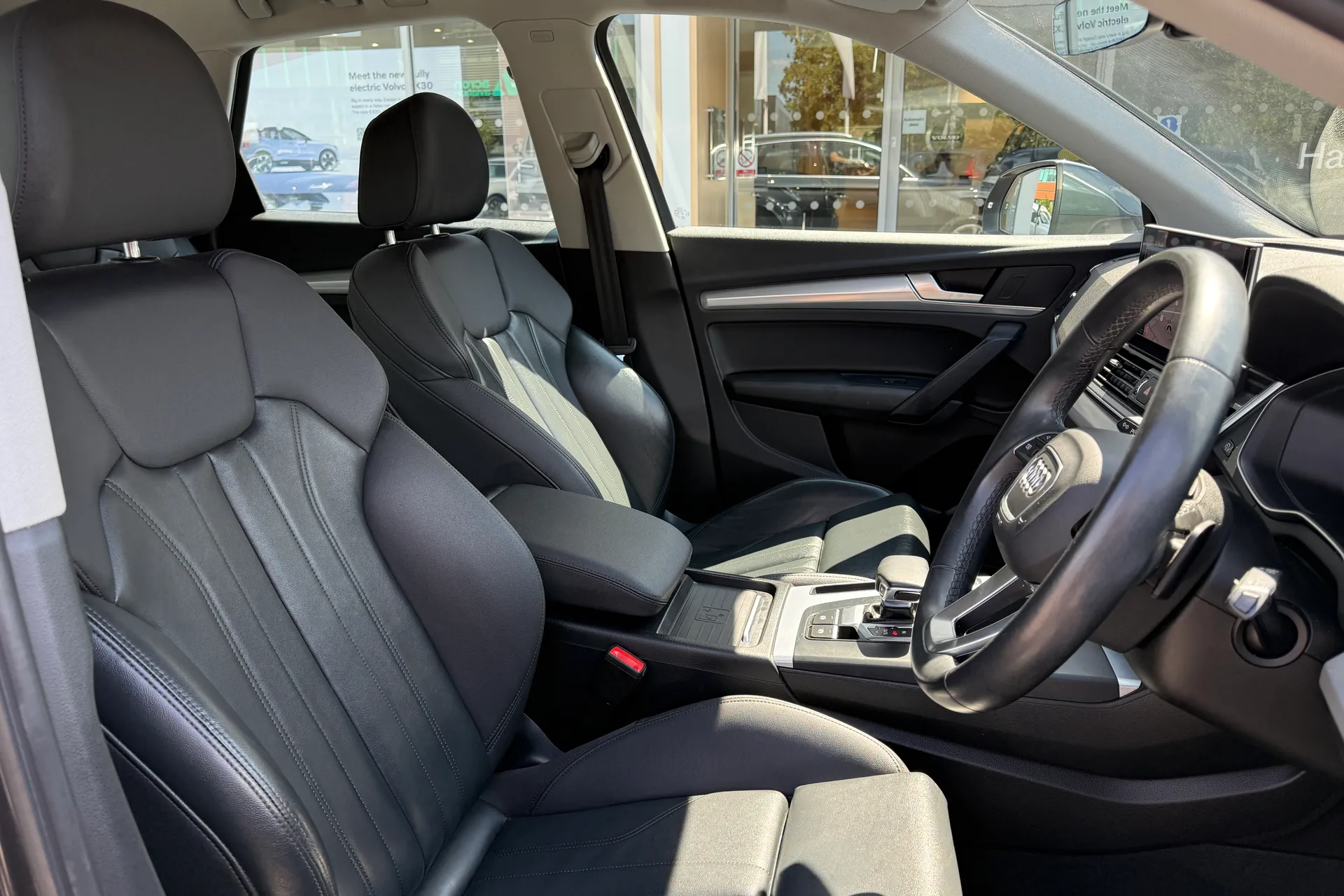 Audi Q5 thumbnail image number 26