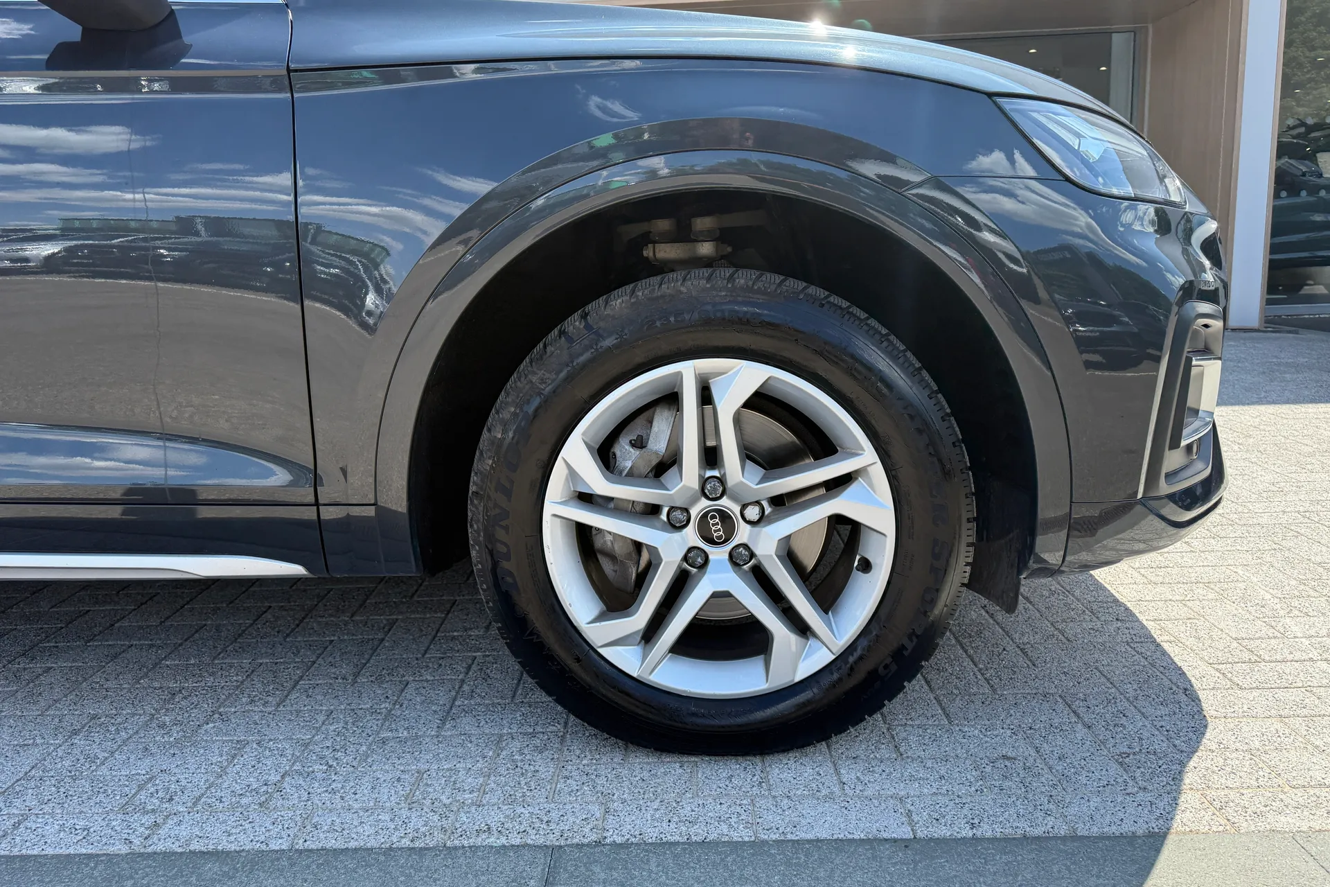 Audi Q5 thumbnail image number 14