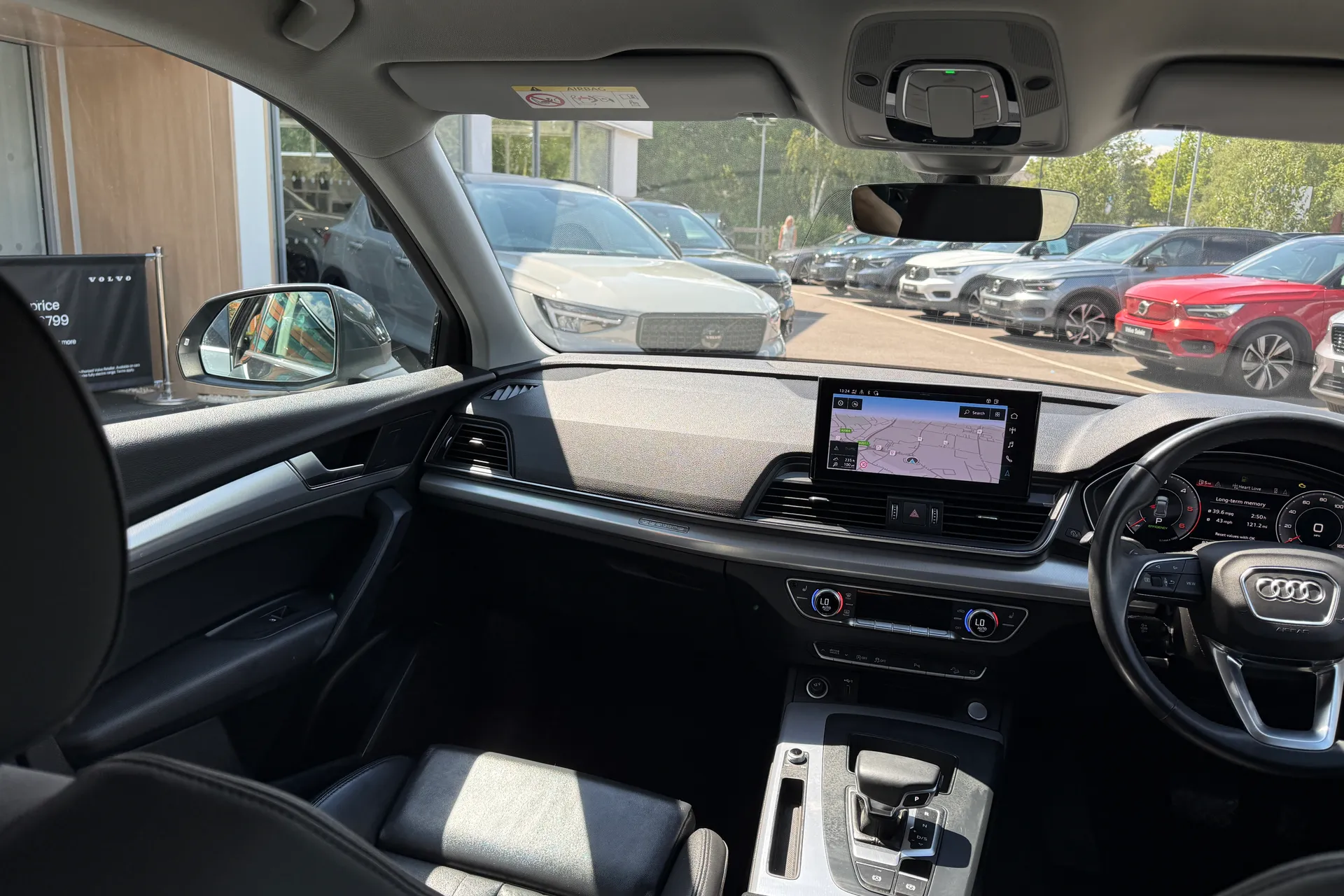 Audi Q5 thumbnail image number 31