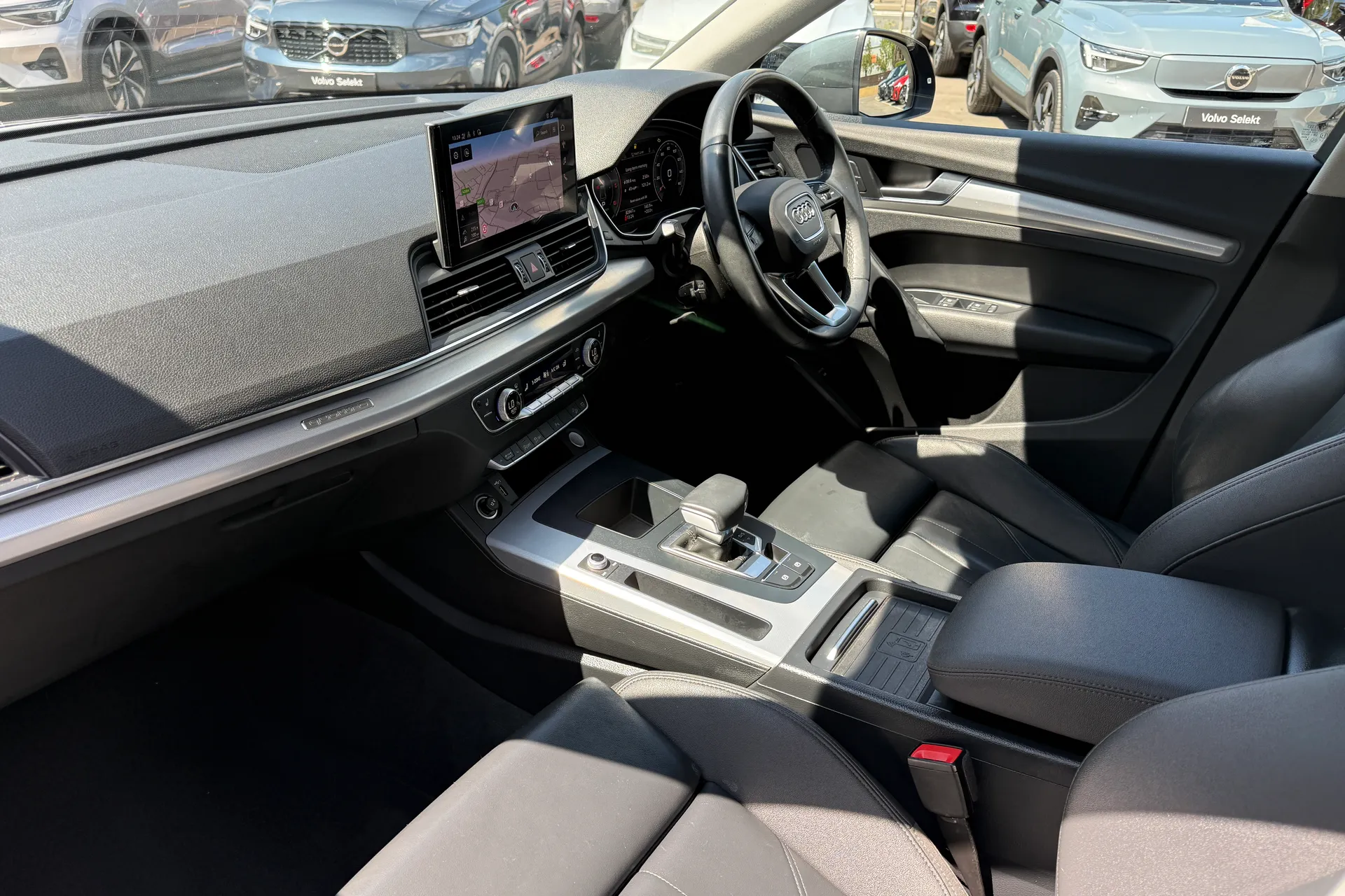 Audi Q5 thumbnail image number 27