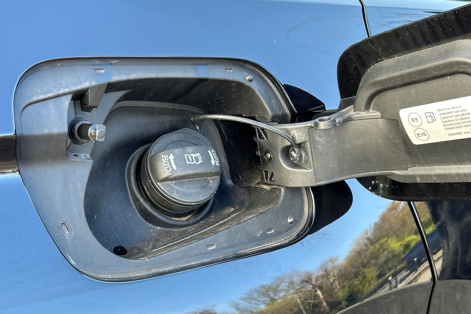 VOLKSWAGEN TIGUAN thumbnail image number 20