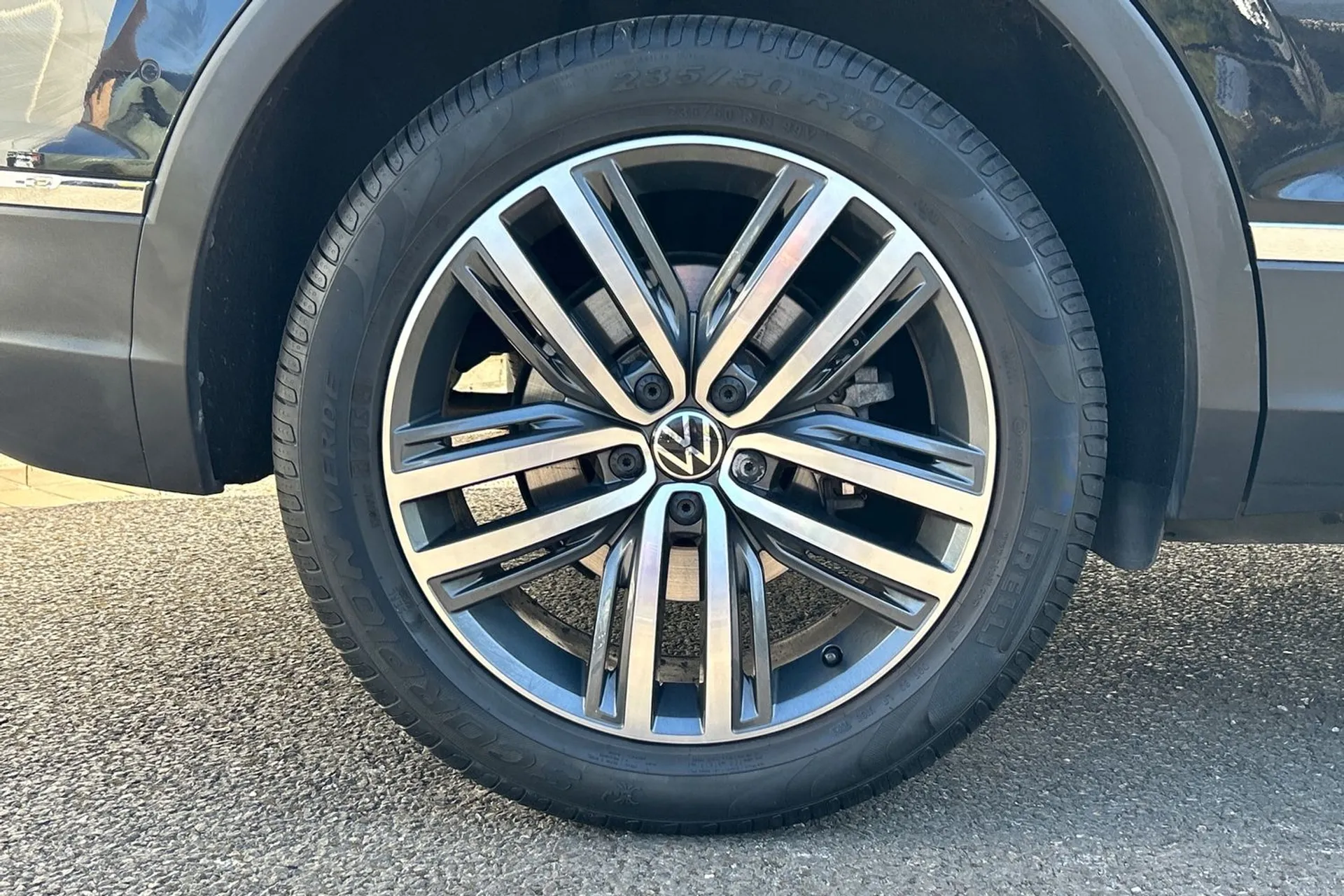 VOLKSWAGEN TIGUAN thumbnail image number 14