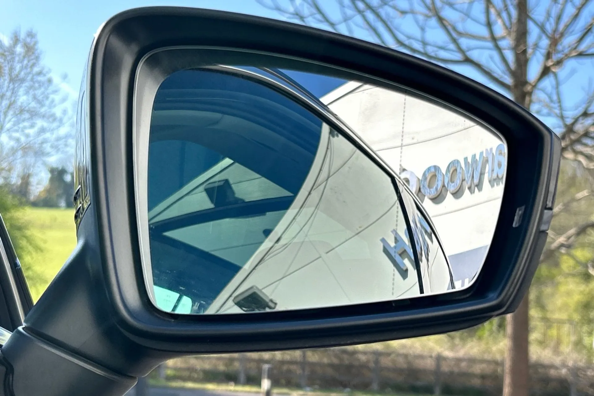 VOLKSWAGEN TIGUAN thumbnail image number 47