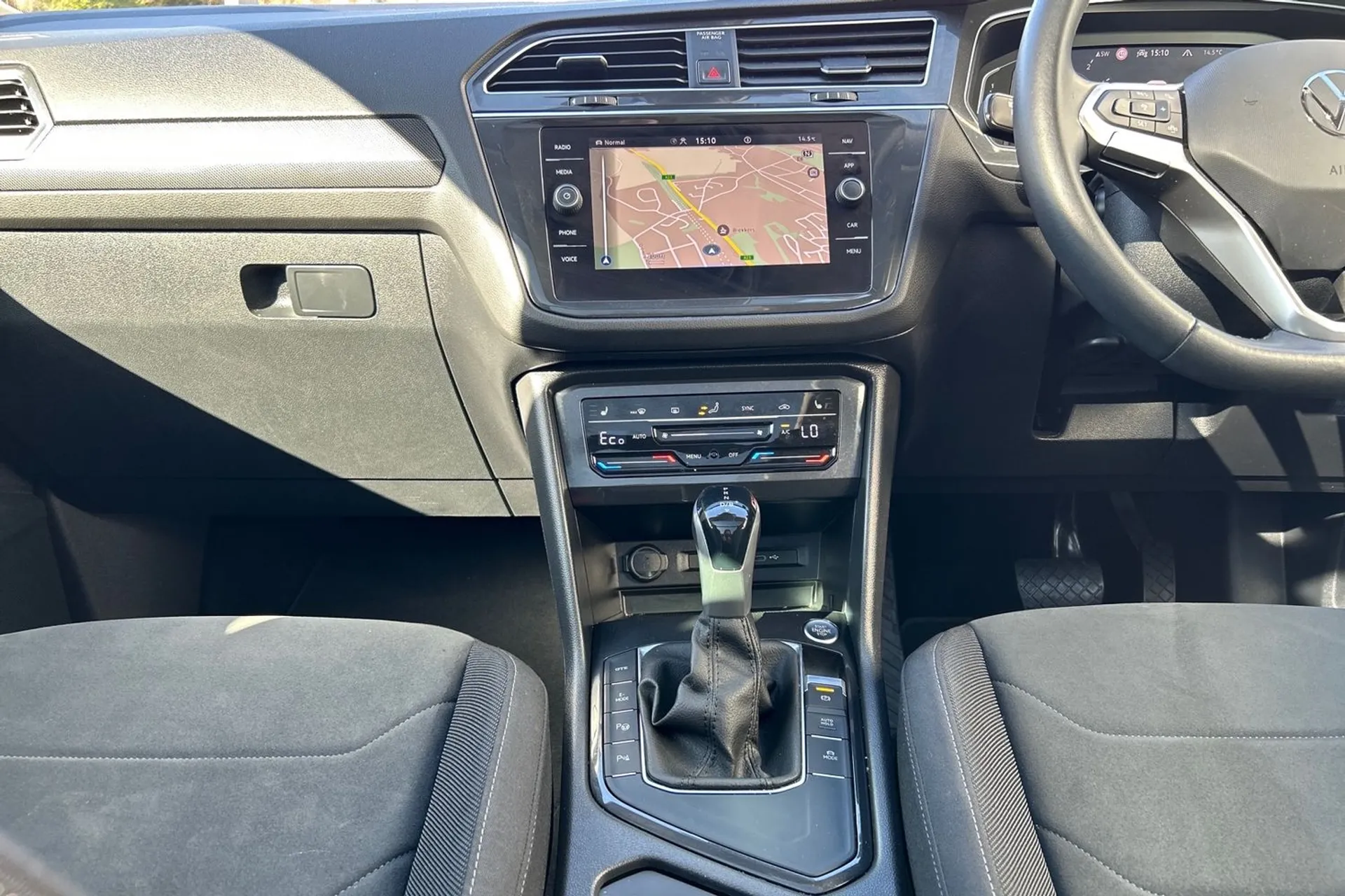 VOLKSWAGEN TIGUAN thumbnail image number 38