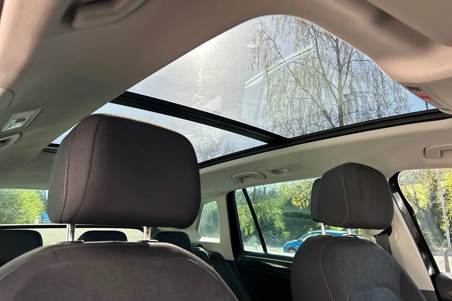 VOLKSWAGEN TIGUAN thumbnail image number 26