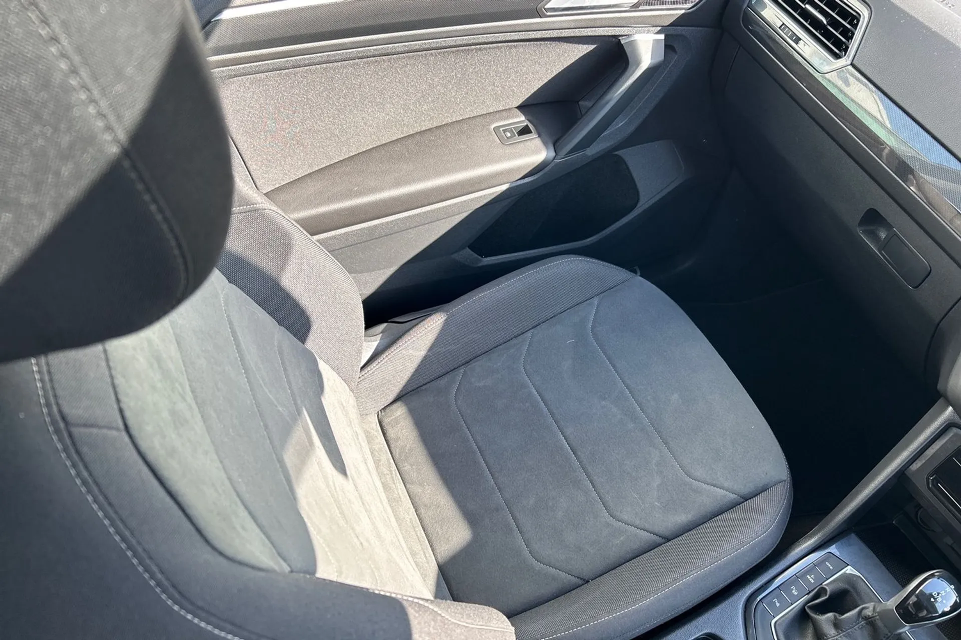 VOLKSWAGEN TIGUAN thumbnail image number 37