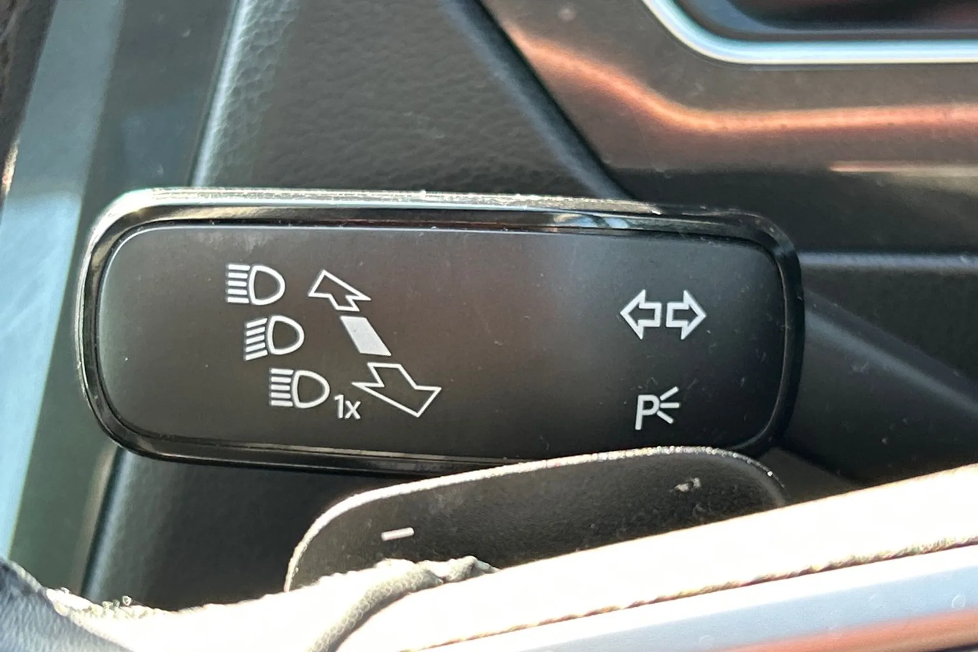 VOLKSWAGEN TIGUAN thumbnail image number 54
