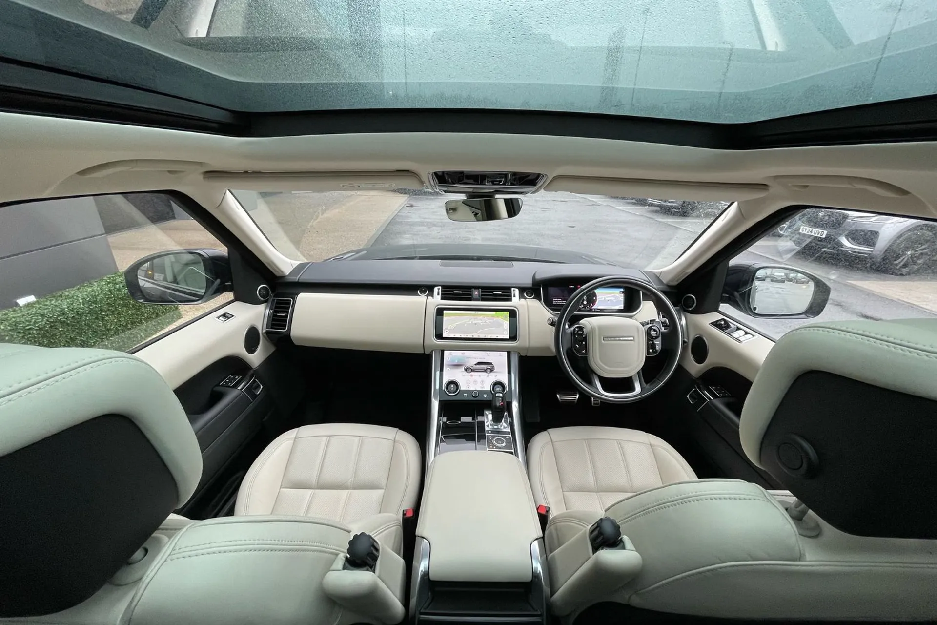 LAND ROVER RANGE ROVER SPORT thumbnail image number 4