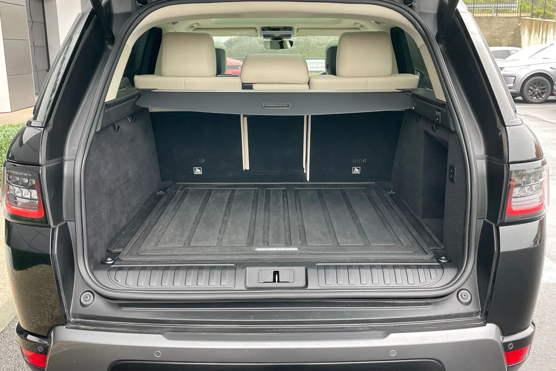 LAND ROVER RANGE ROVER SPORT thumbnail image number 32