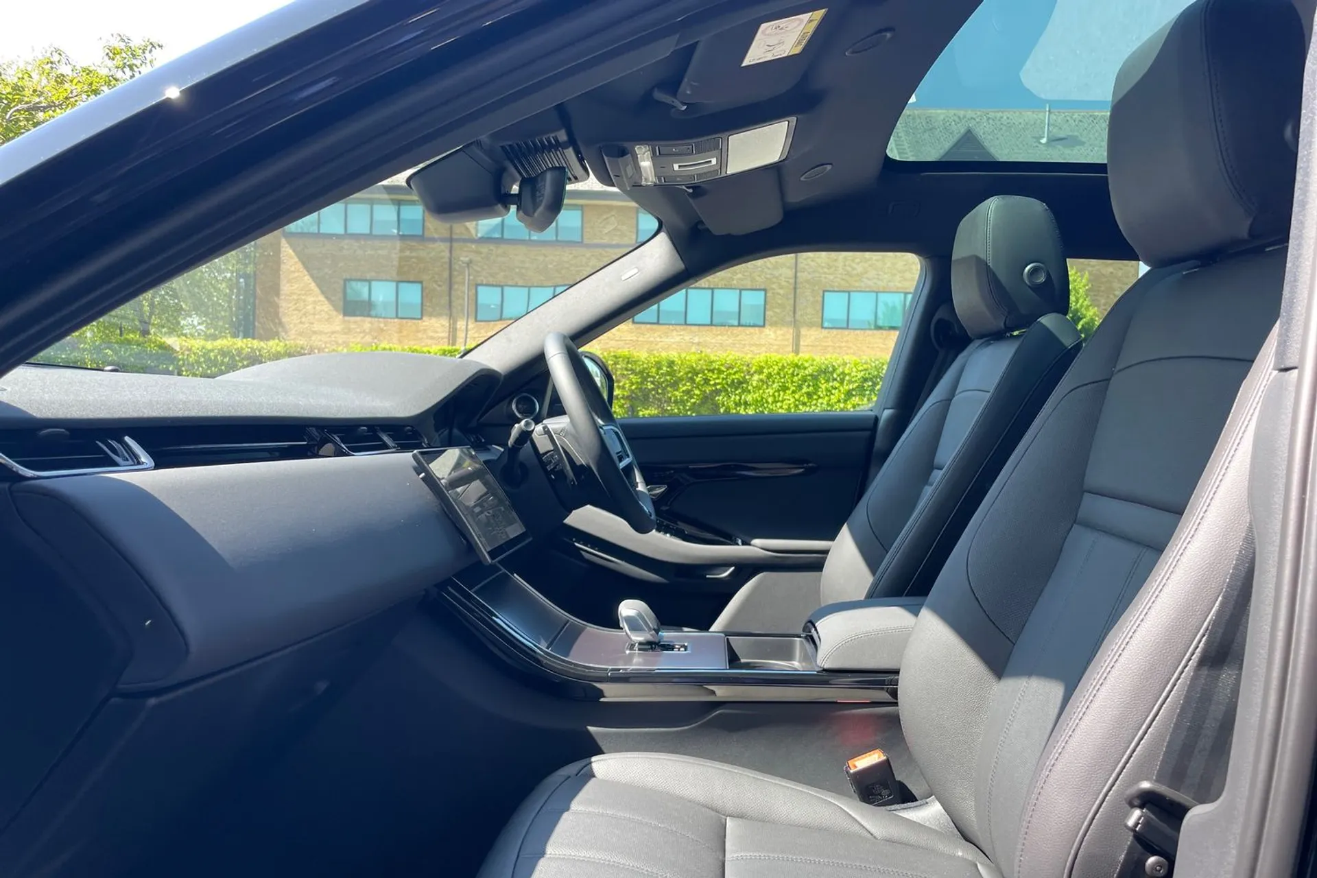 LAND ROVER RANGE ROVER EVOQUE thumbnail image number 51