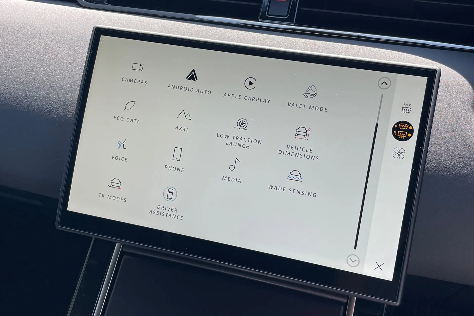 LAND ROVER RANGE ROVER EVOQUE thumbnail image number 35