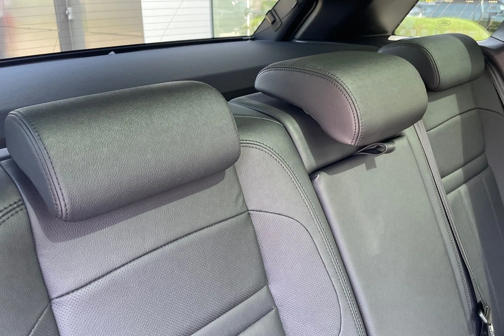 LAND ROVER RANGE ROVER EVOQUE thumbnail image number 31