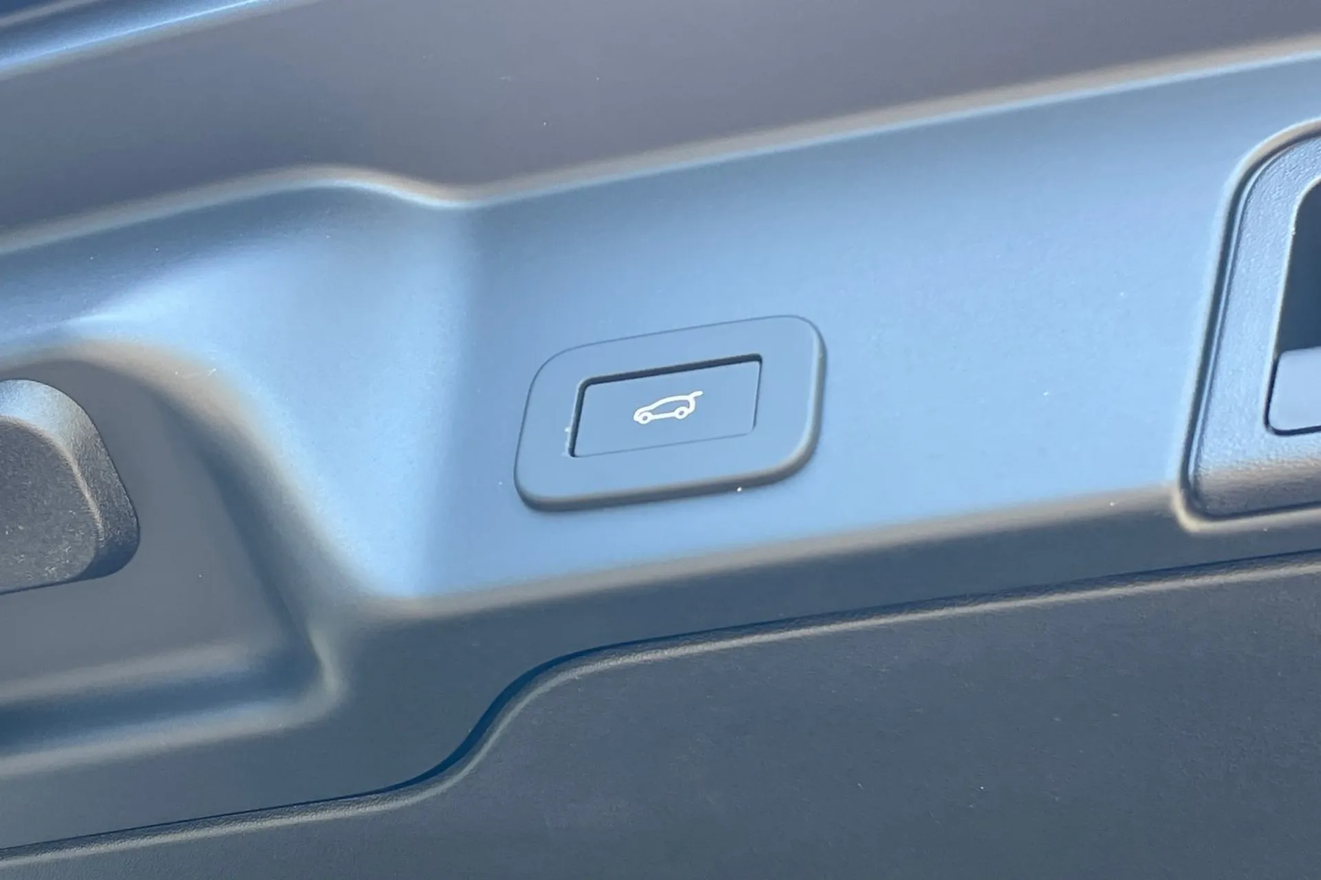 LAND ROVER RANGE ROVER EVOQUE thumbnail image number 41