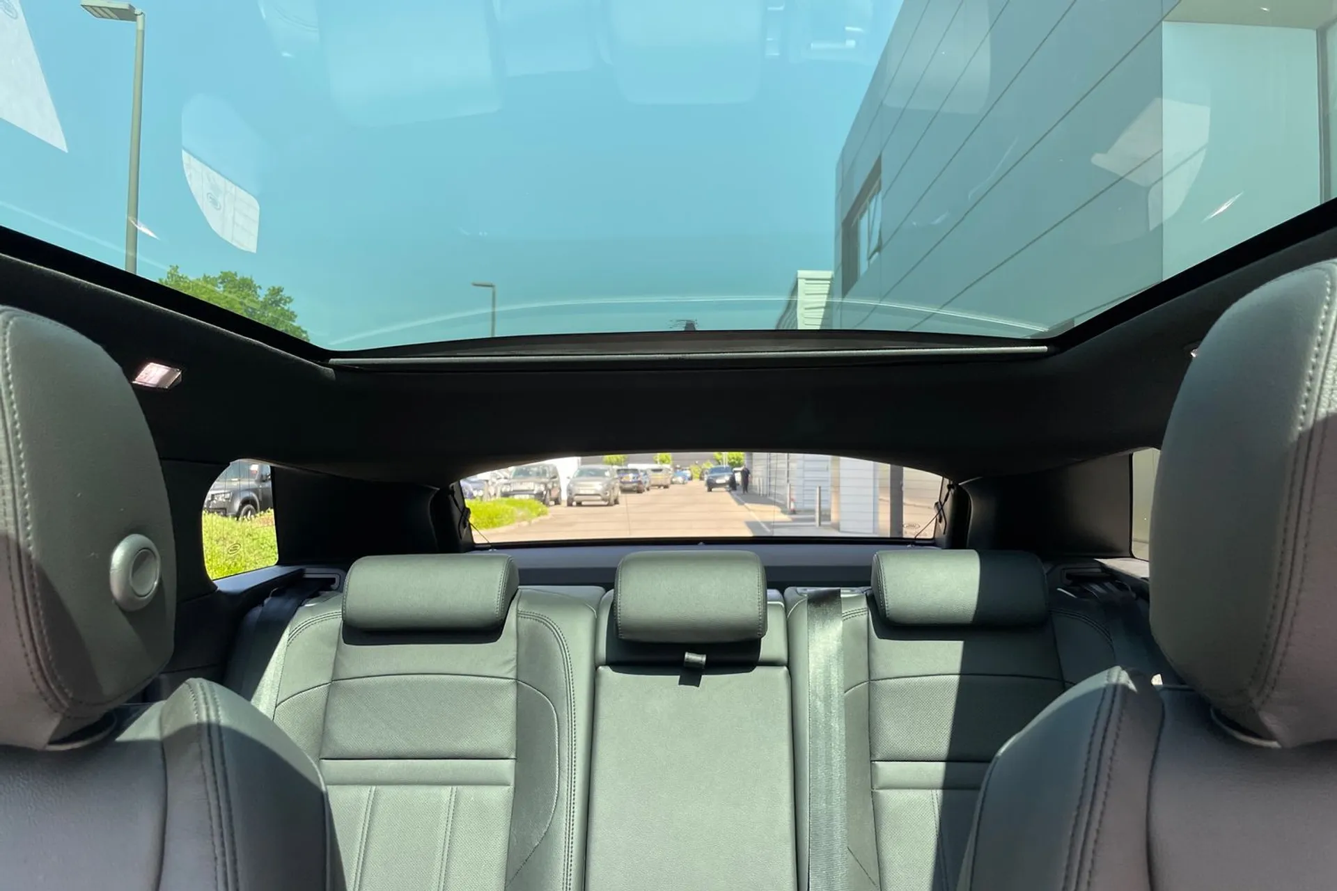 LAND ROVER RANGE ROVER EVOQUE thumbnail image number 30