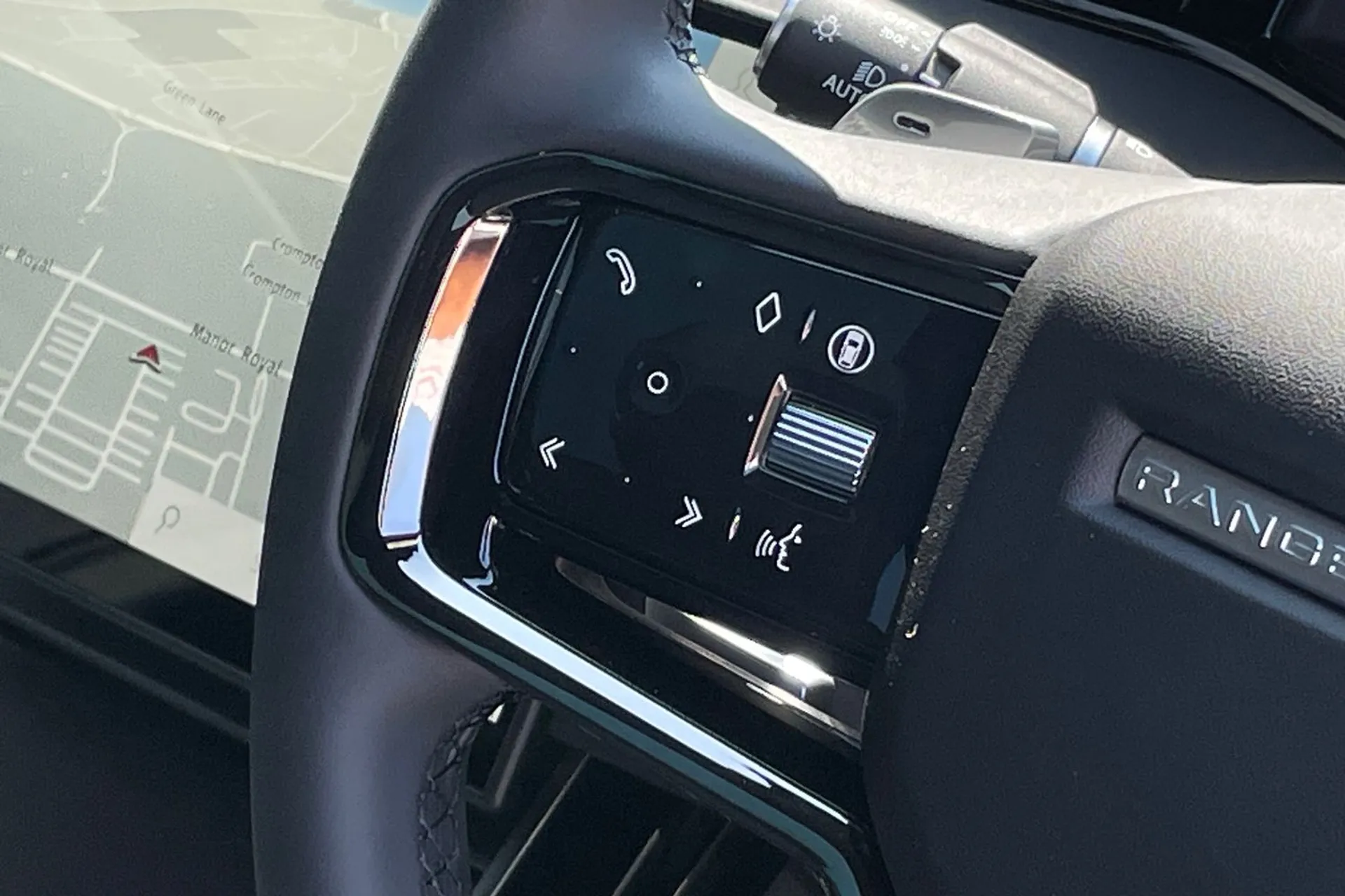 LAND ROVER RANGE ROVER EVOQUE thumbnail image number 52