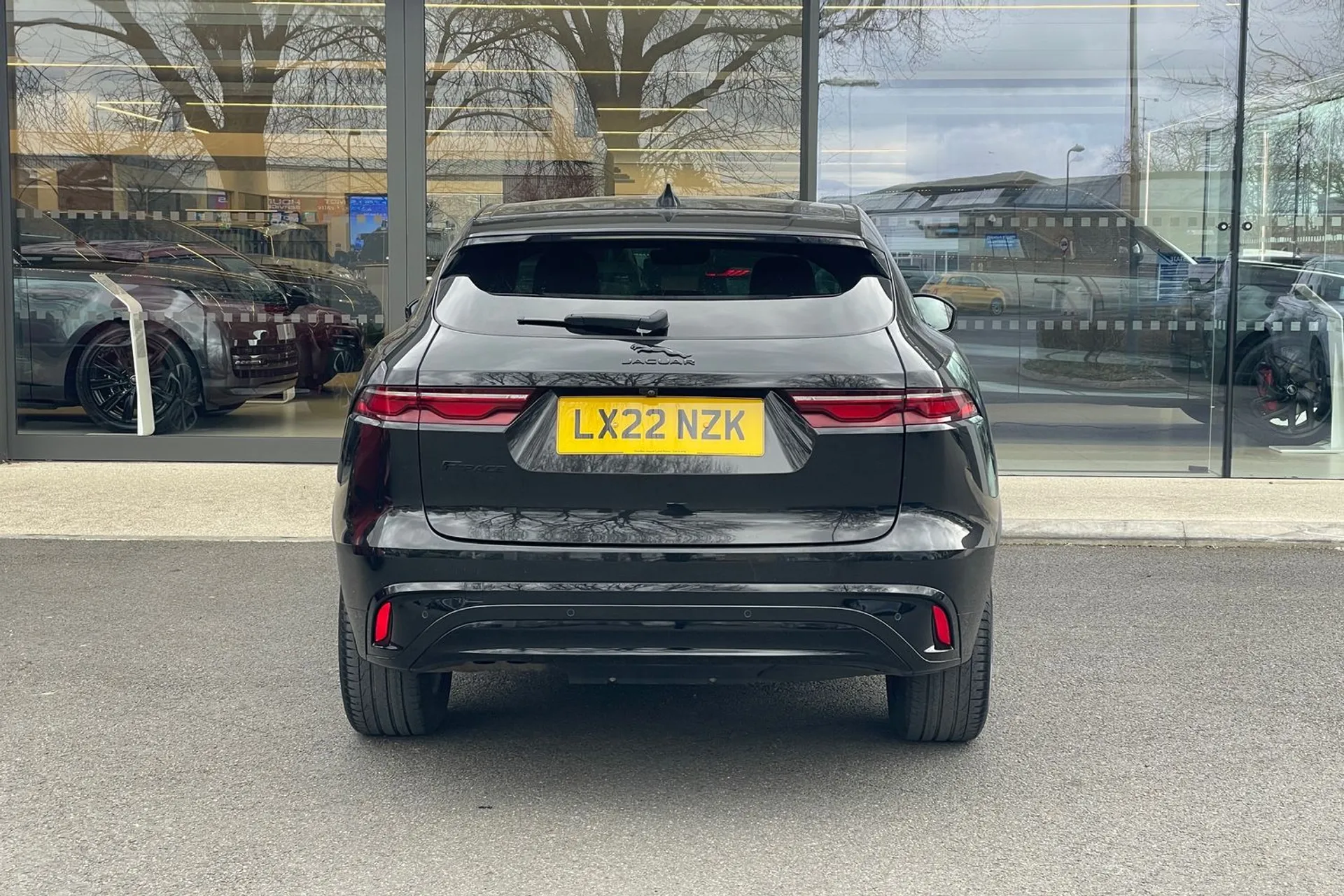 Jaguar F-PACE thumbnail image number 8