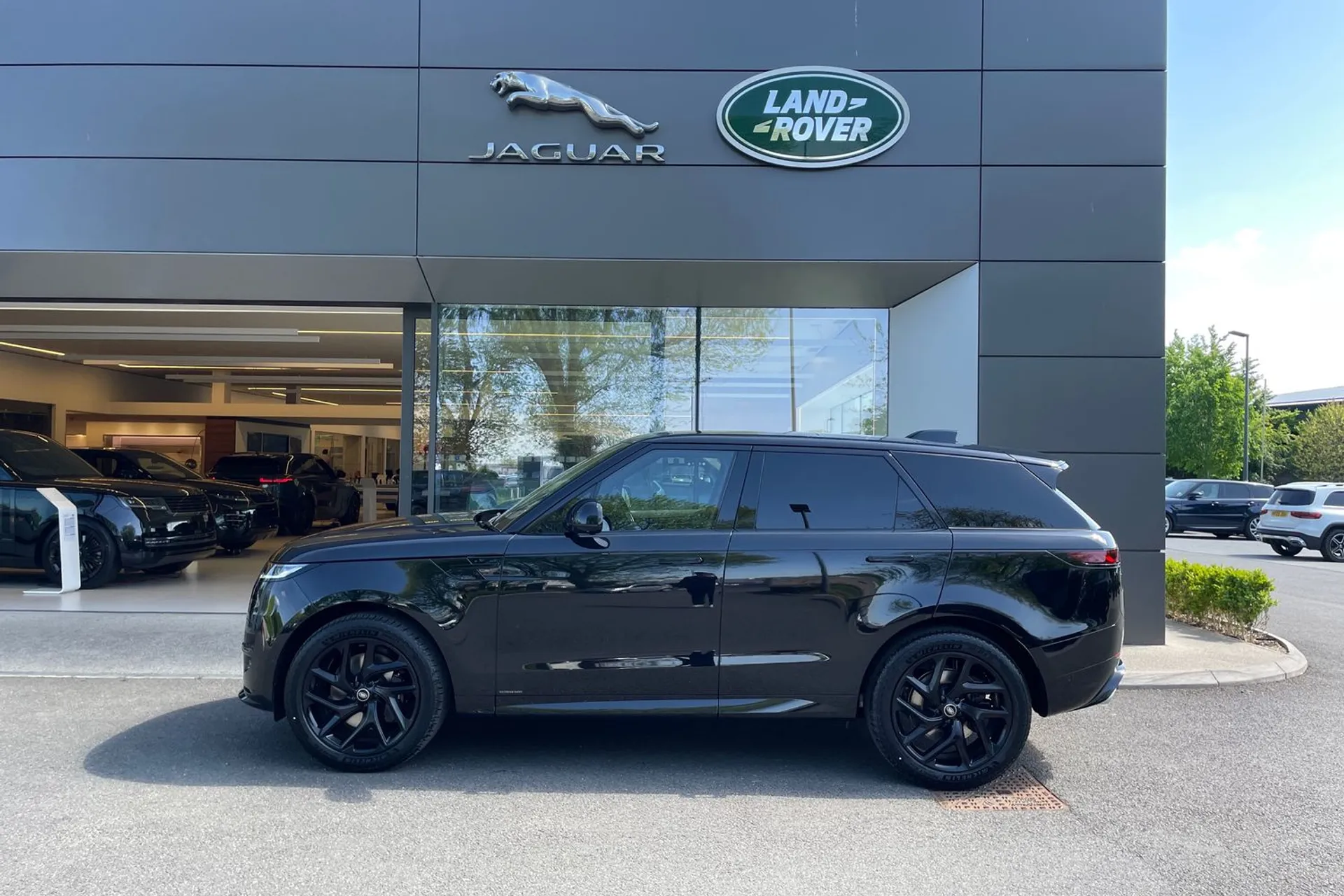 LAND ROVER RANGE ROVER SPORT thumbnail image number 27