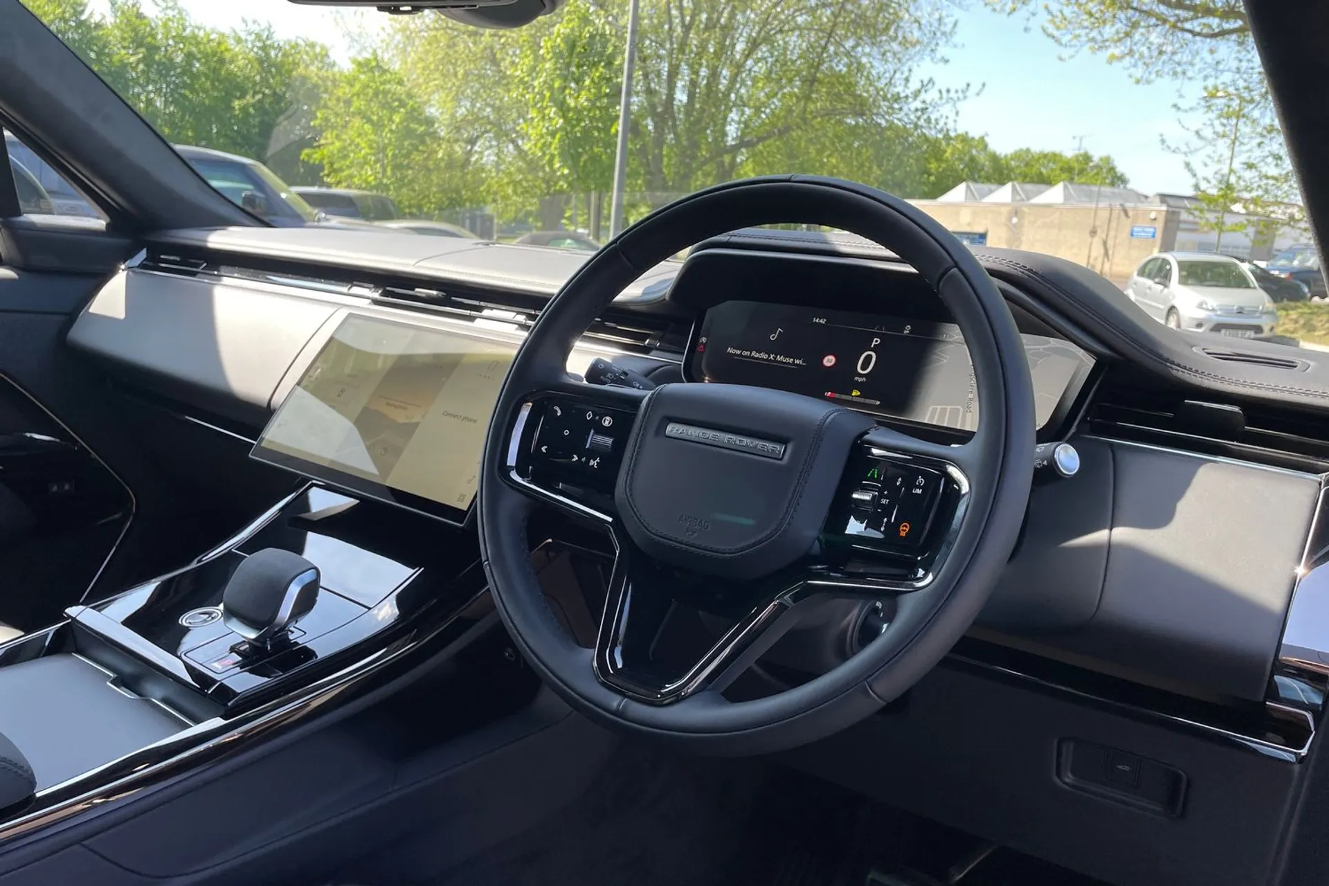 LAND ROVER RANGE ROVER SPORT thumbnail image number 32