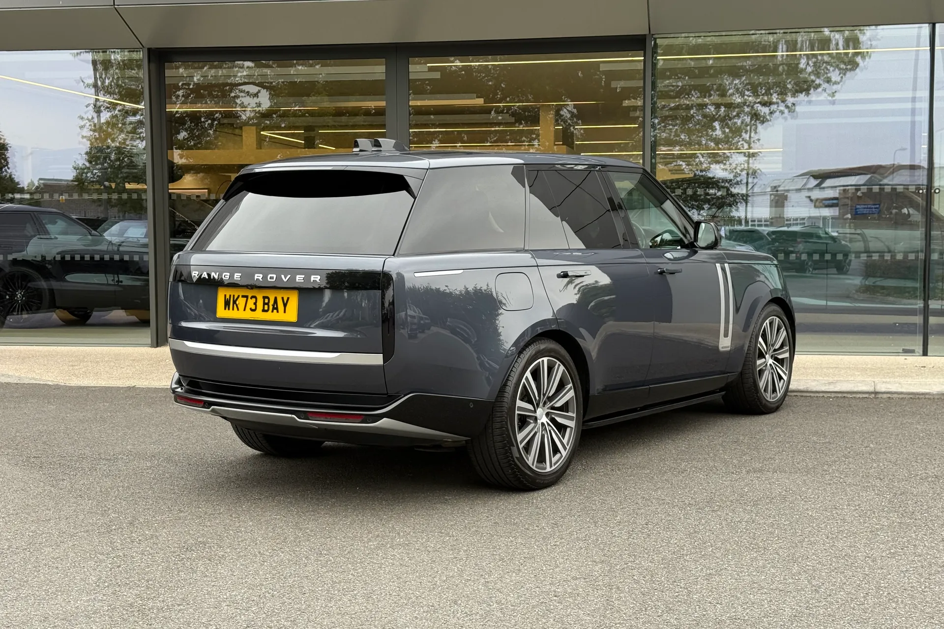 LAND ROVER RANGE ROVER thumbnail image number 7