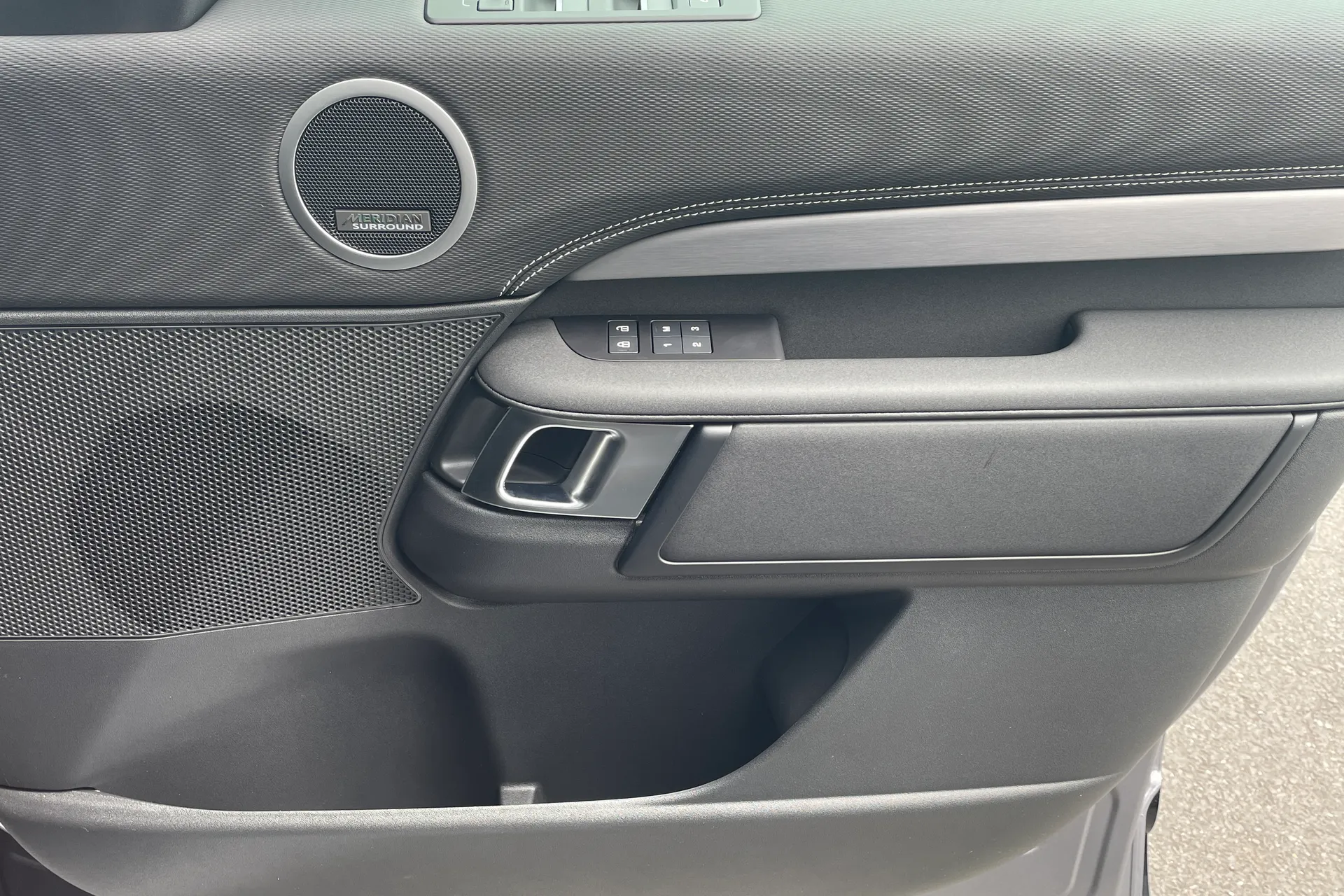 LAND ROVER DISCOVERY thumbnail image number 20