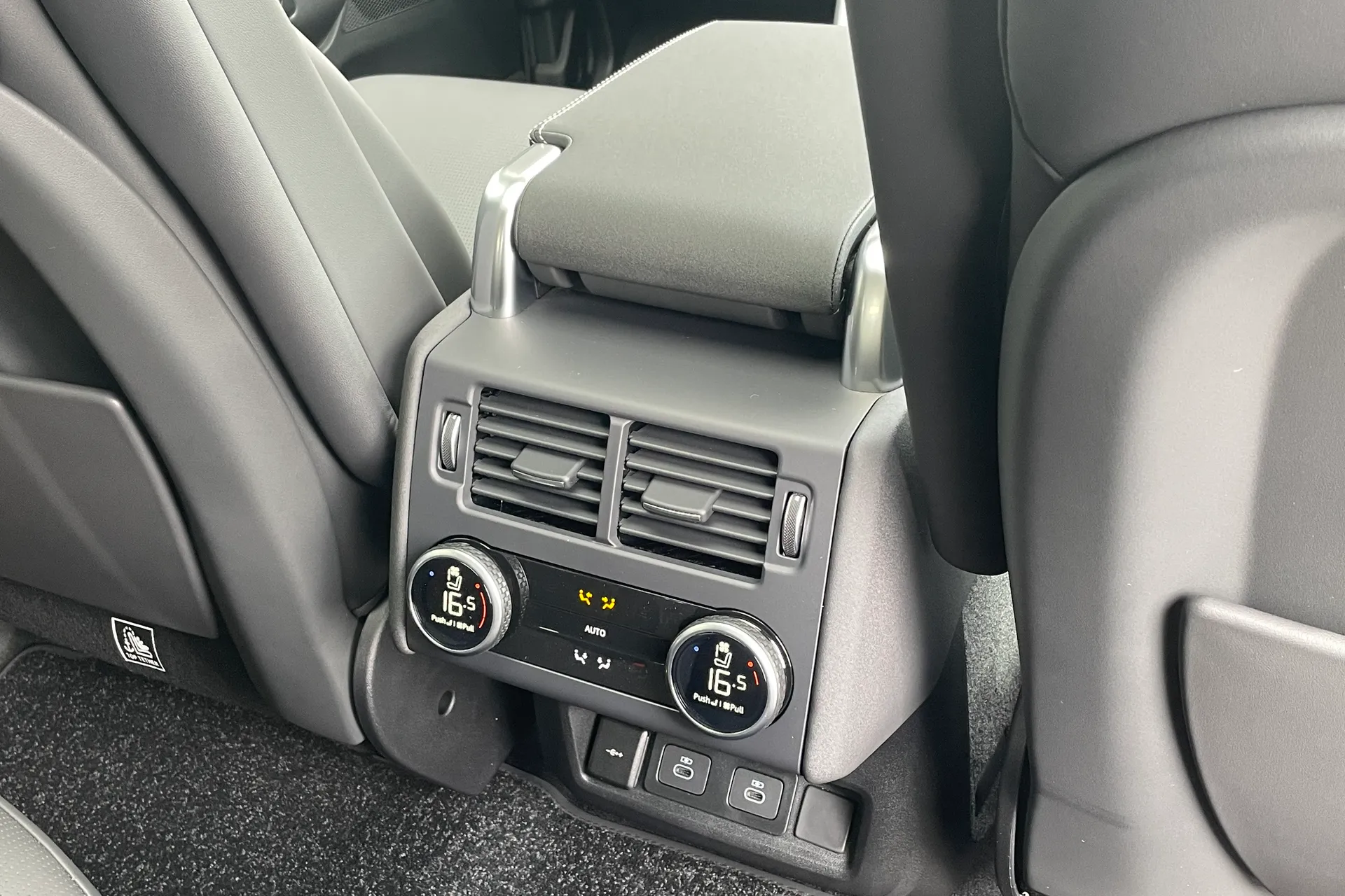 LAND ROVER DISCOVERY thumbnail image number 39