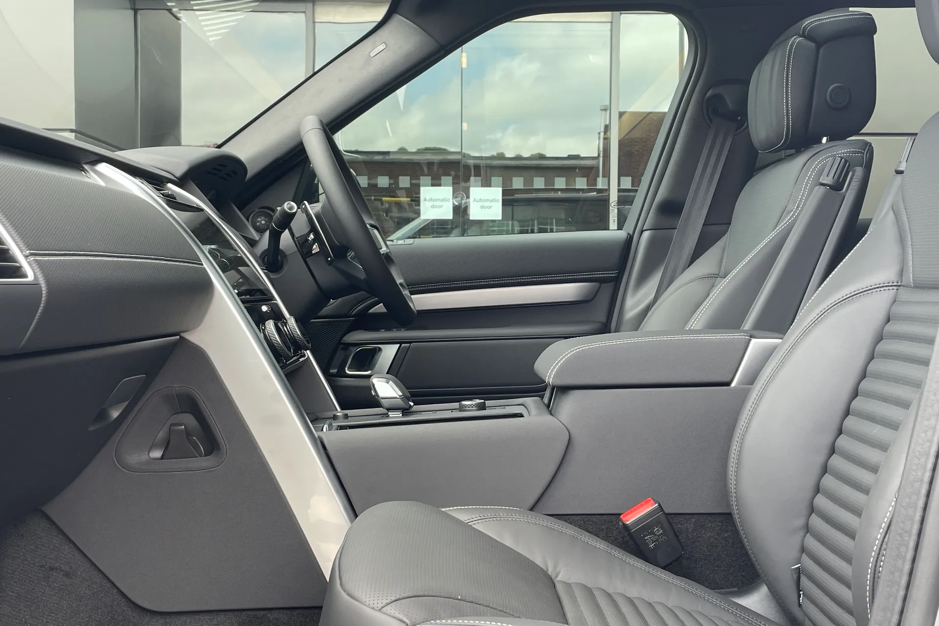 LAND ROVER DISCOVERY thumbnail image number 41
