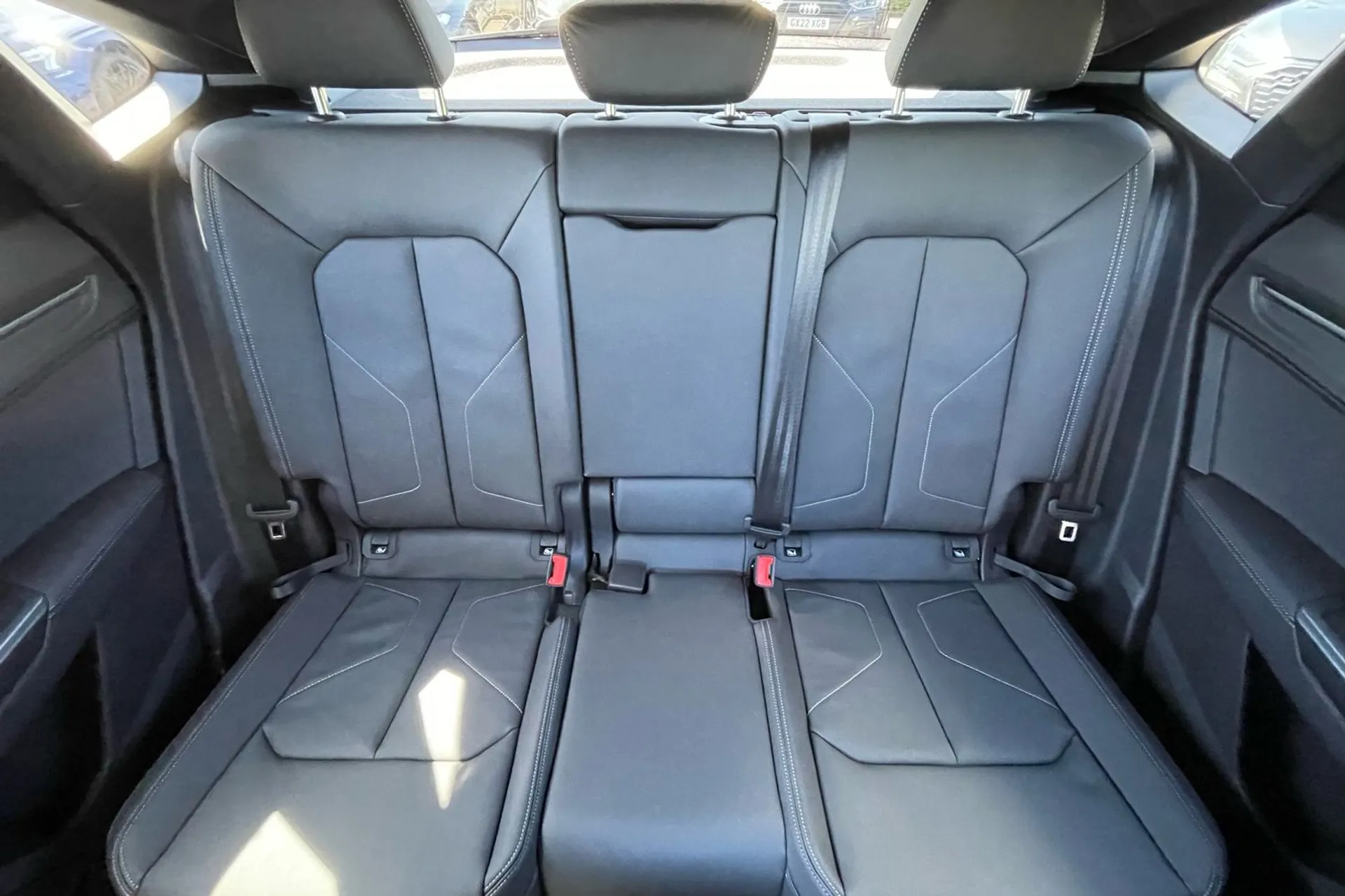Audi Q3 thumbnail image number 29