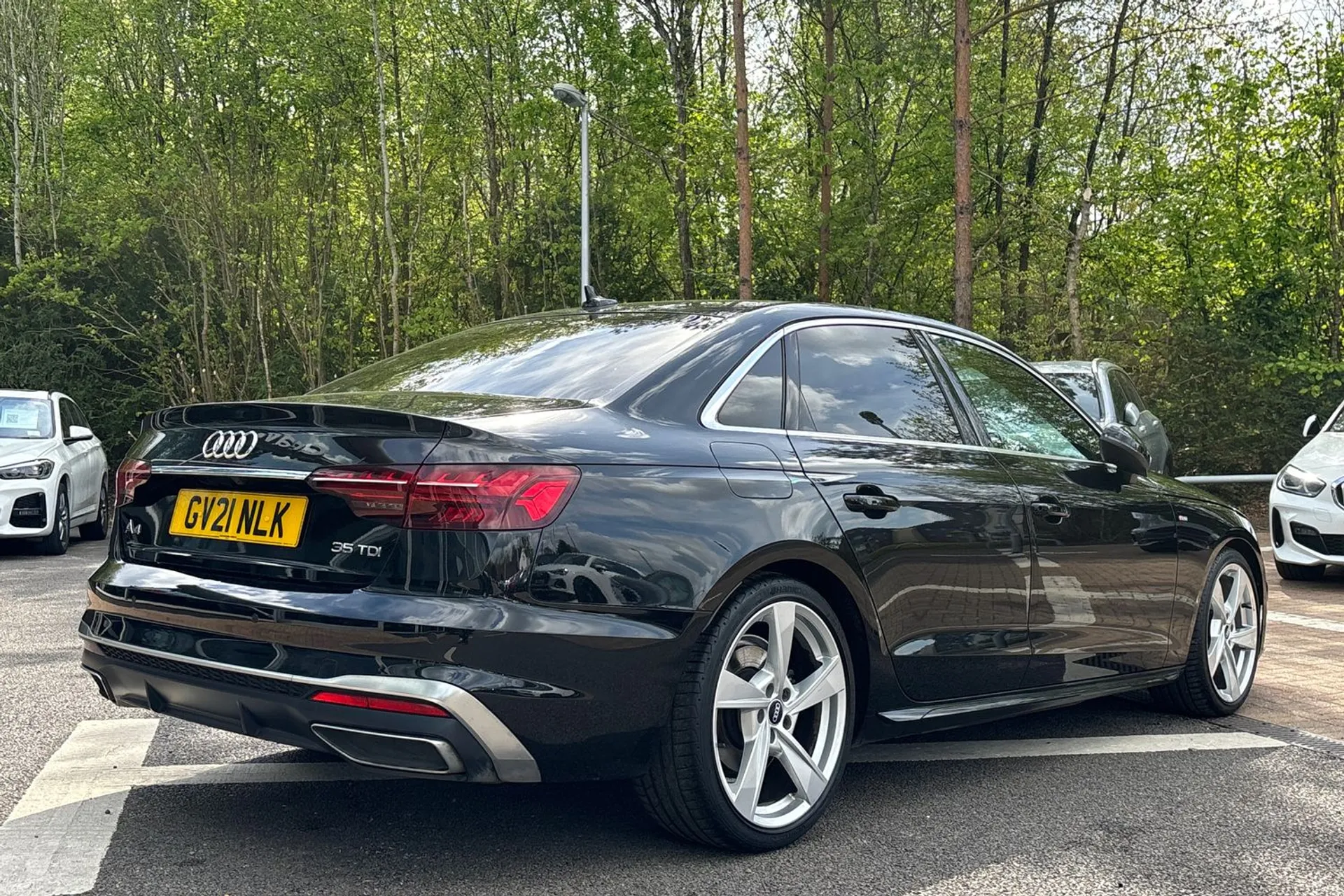 Audi A4 thumbnail image number 7