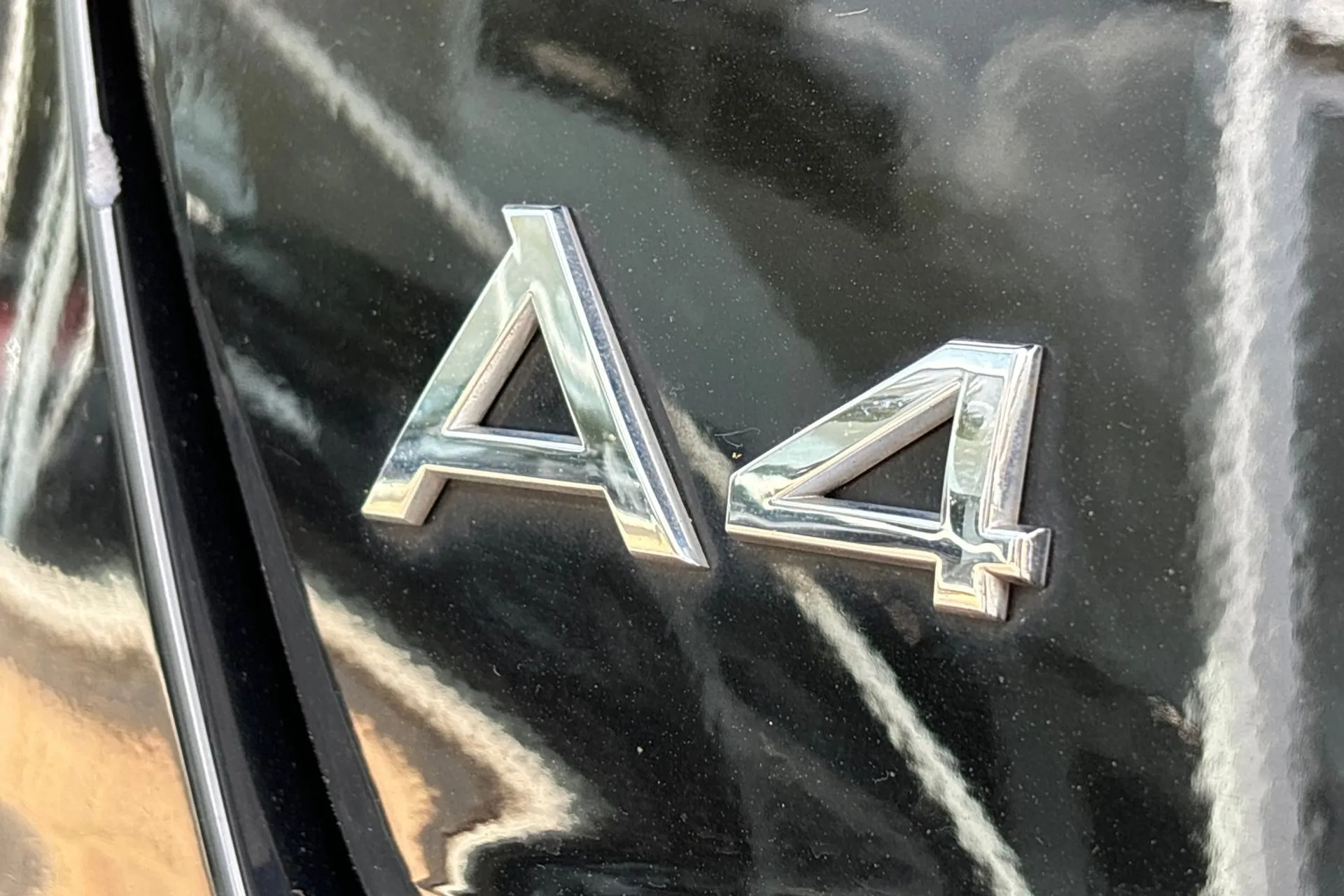 Audi A4 thumbnail image number 50